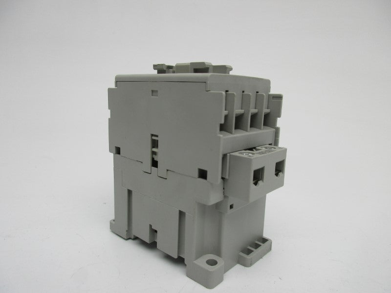 ALLEN BRADLEY 100-C09D10 SER. A 110/120V NSMP