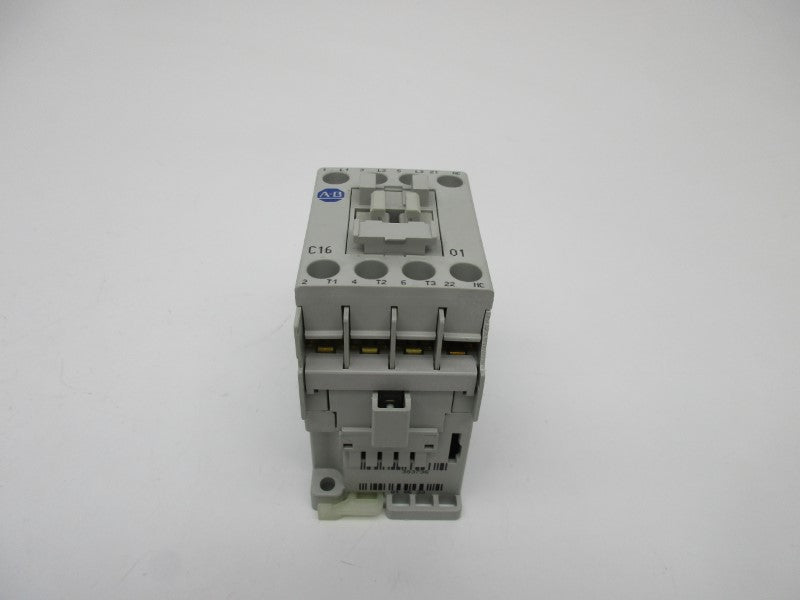 ALLEN BRADLEY 100-C16D01 SER. B 110/120V NSNP