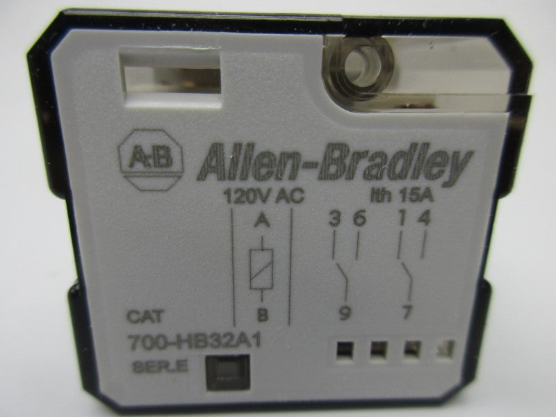 ALLEN BRADLEY 700-HB32A1 SER.E 15A 120VAC UNMP