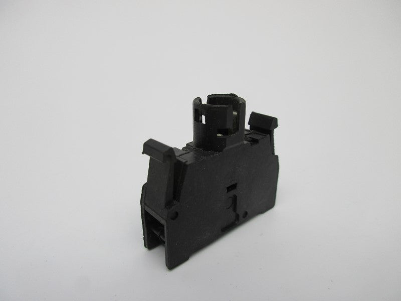 ALLEN BRADLEY 800E-3D0 SER. A UNMP