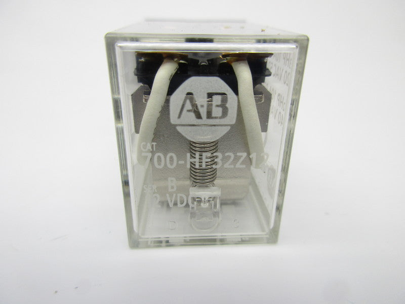 ALLEN BRADLEY 700-HF32Z12 SER. B 12VDC NSNP