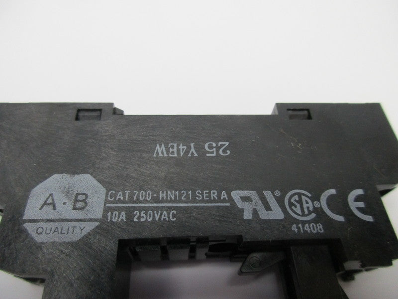 ALLEN BRADLEY 700-HN121 SER. A NSNP