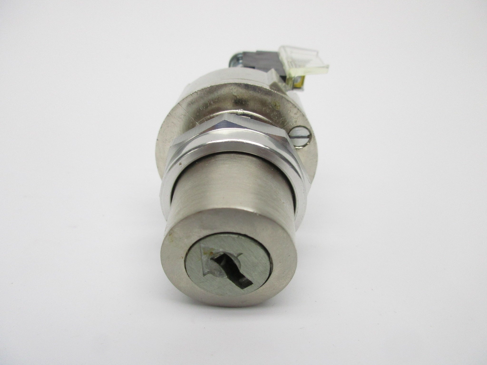 ALLEN BRADLEY 800T-H3108D1 SER. T (W/ KEY) (WH) NSMP