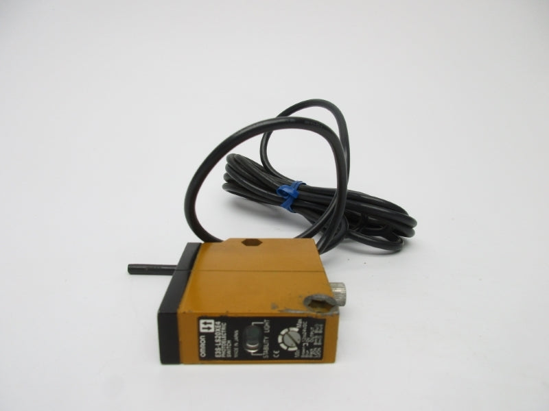 OMRON E3S-LS20XE4 (AS PICTURED) UNMP