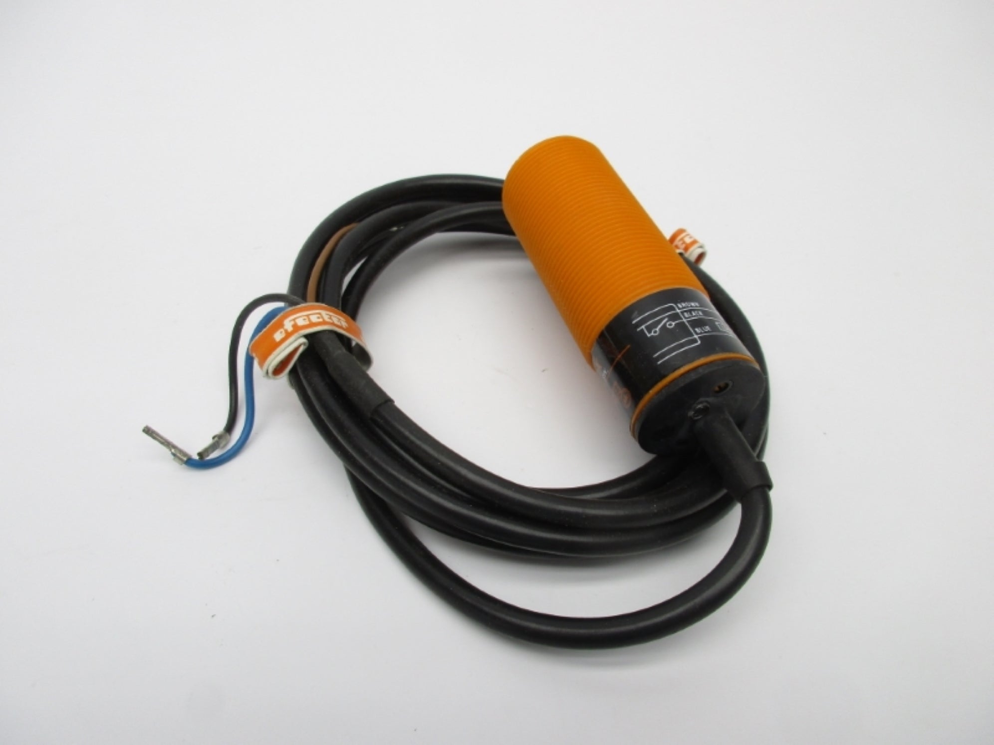 IFM EFECTOR 8036AC15NL3DAXX NSNP
