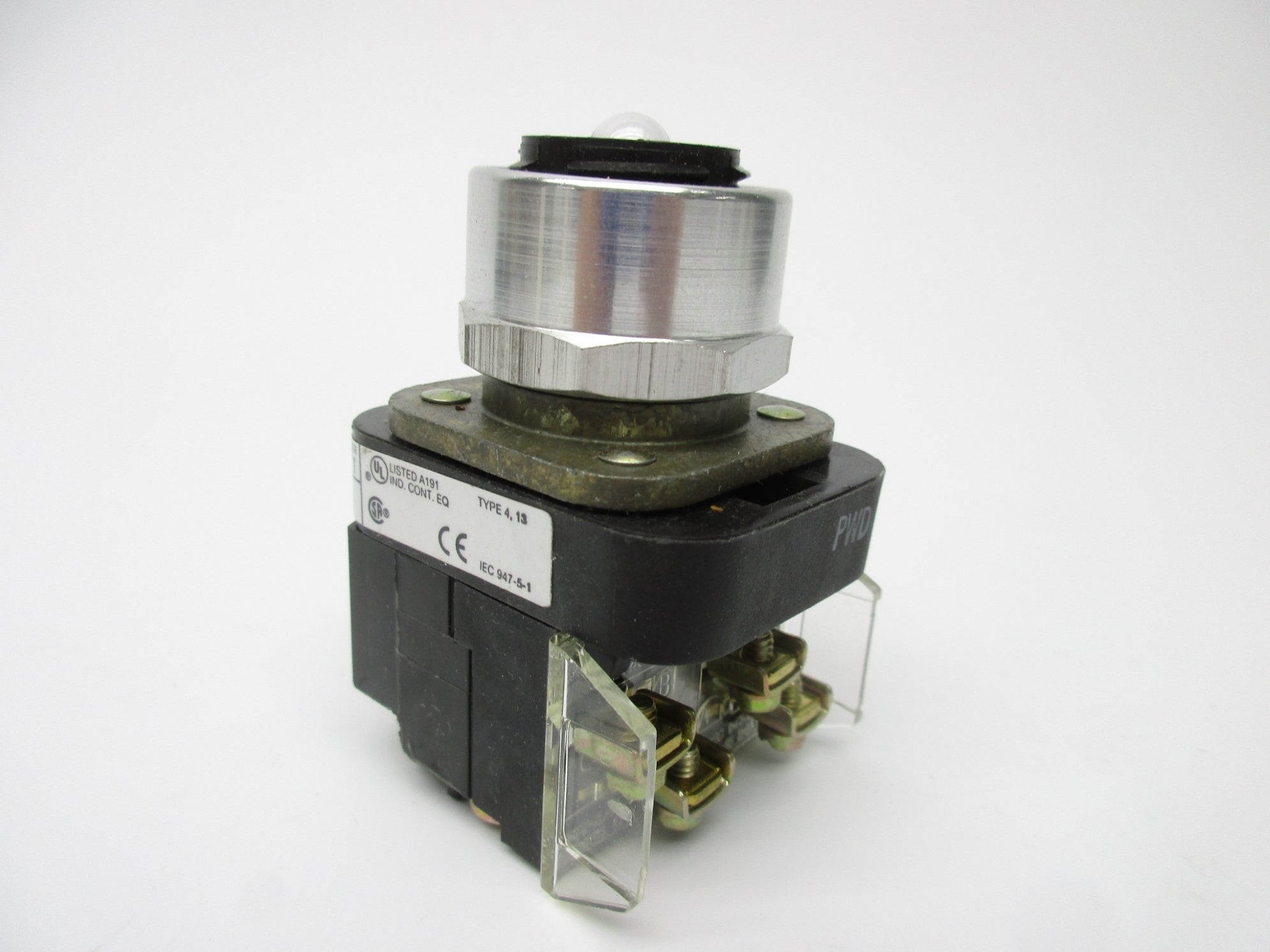 ALLEN BRADLEY 800T-PB16 SER. T (AS PICTURED) NSNP