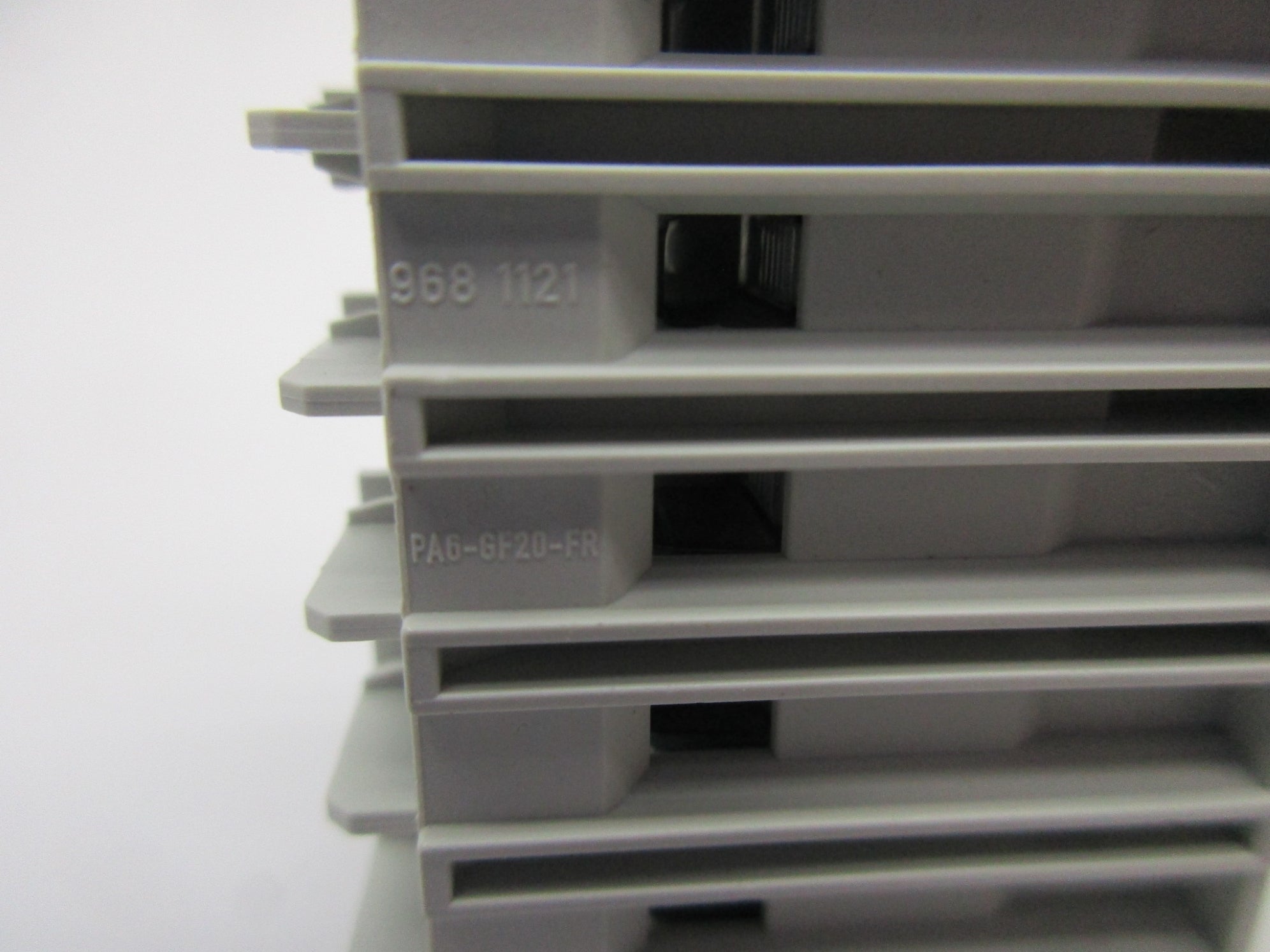 INDUSTRIAL MRO PA6-GF20-FR NSNP