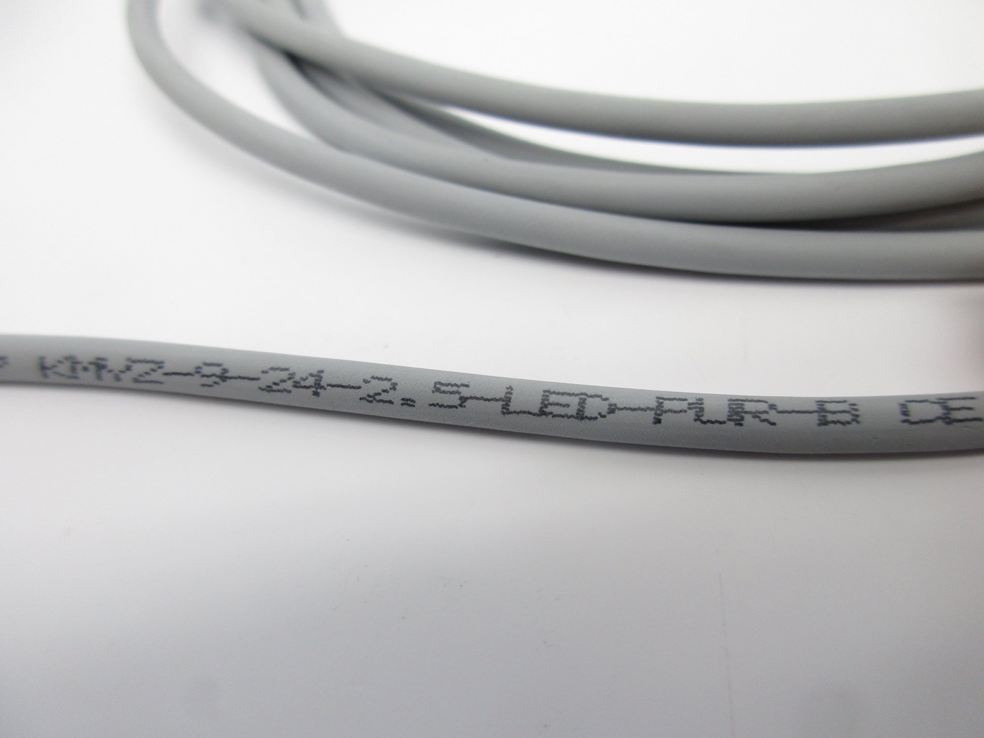 FESTO KMYZ-9-24-2.5-LED-PUR-B 193687 NSNP