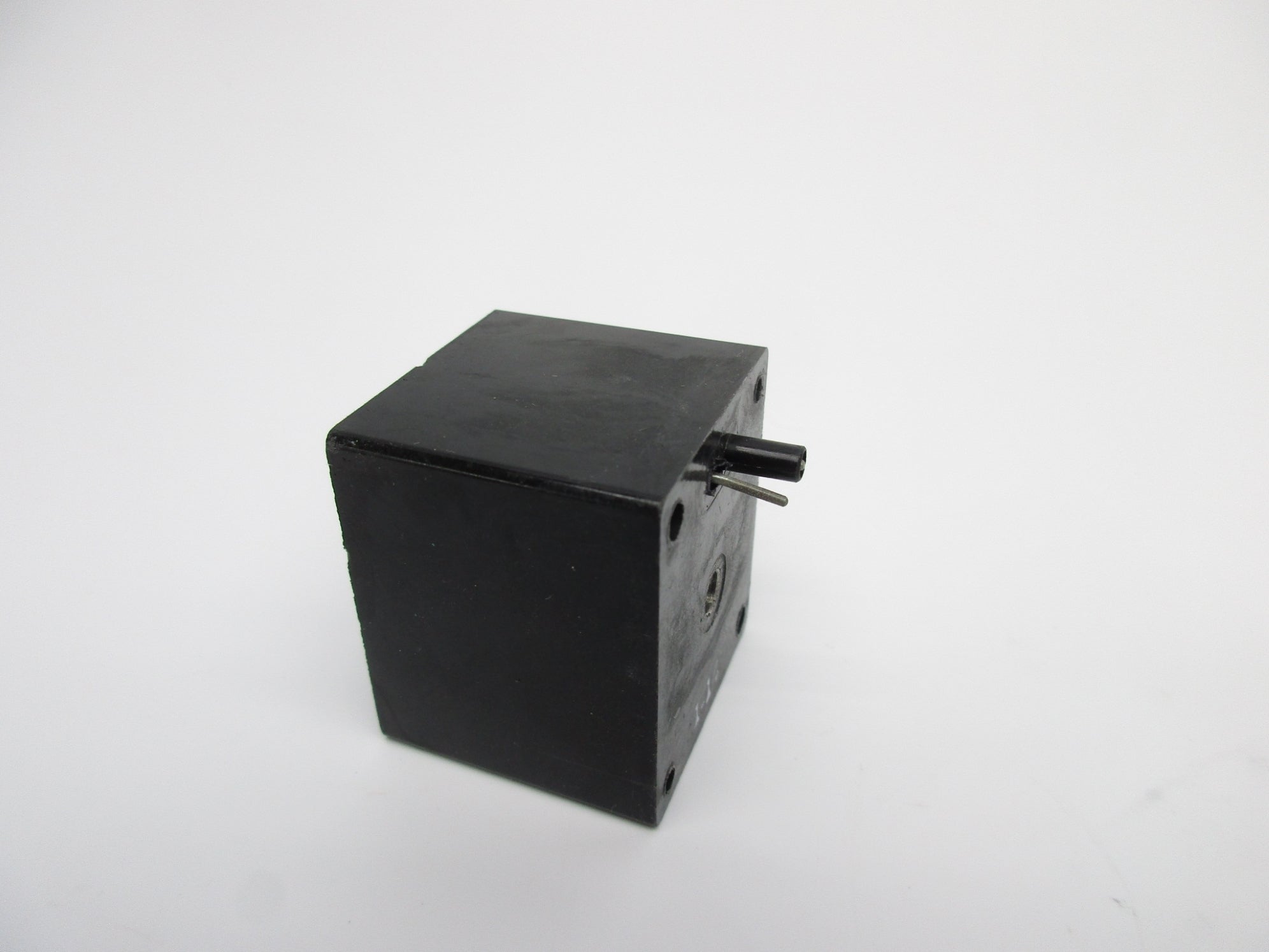 NUMATICS 228-703B (AS PICTURED) NSNP