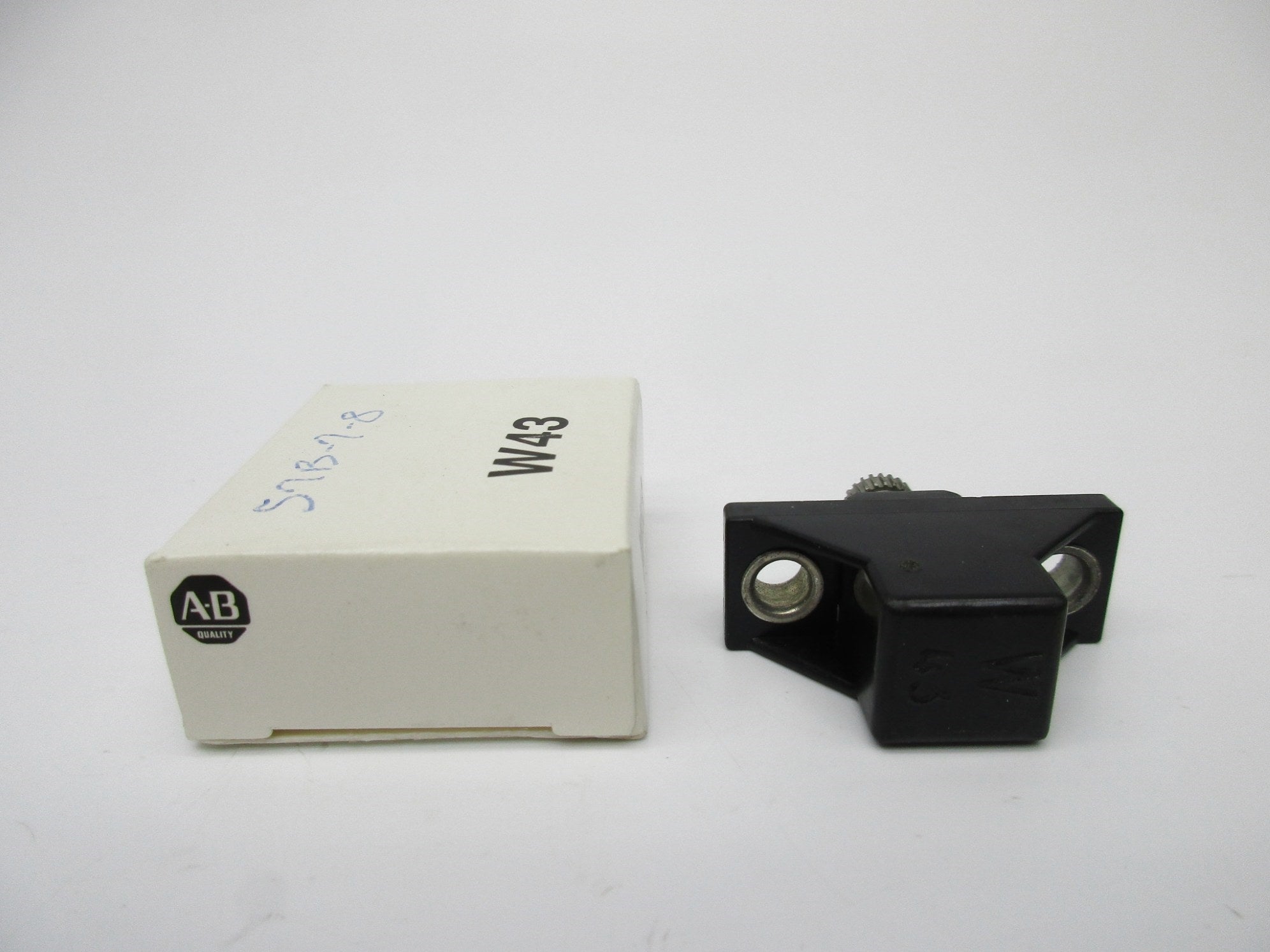 ALLEN BRADLEY W43 (WH) NSMP