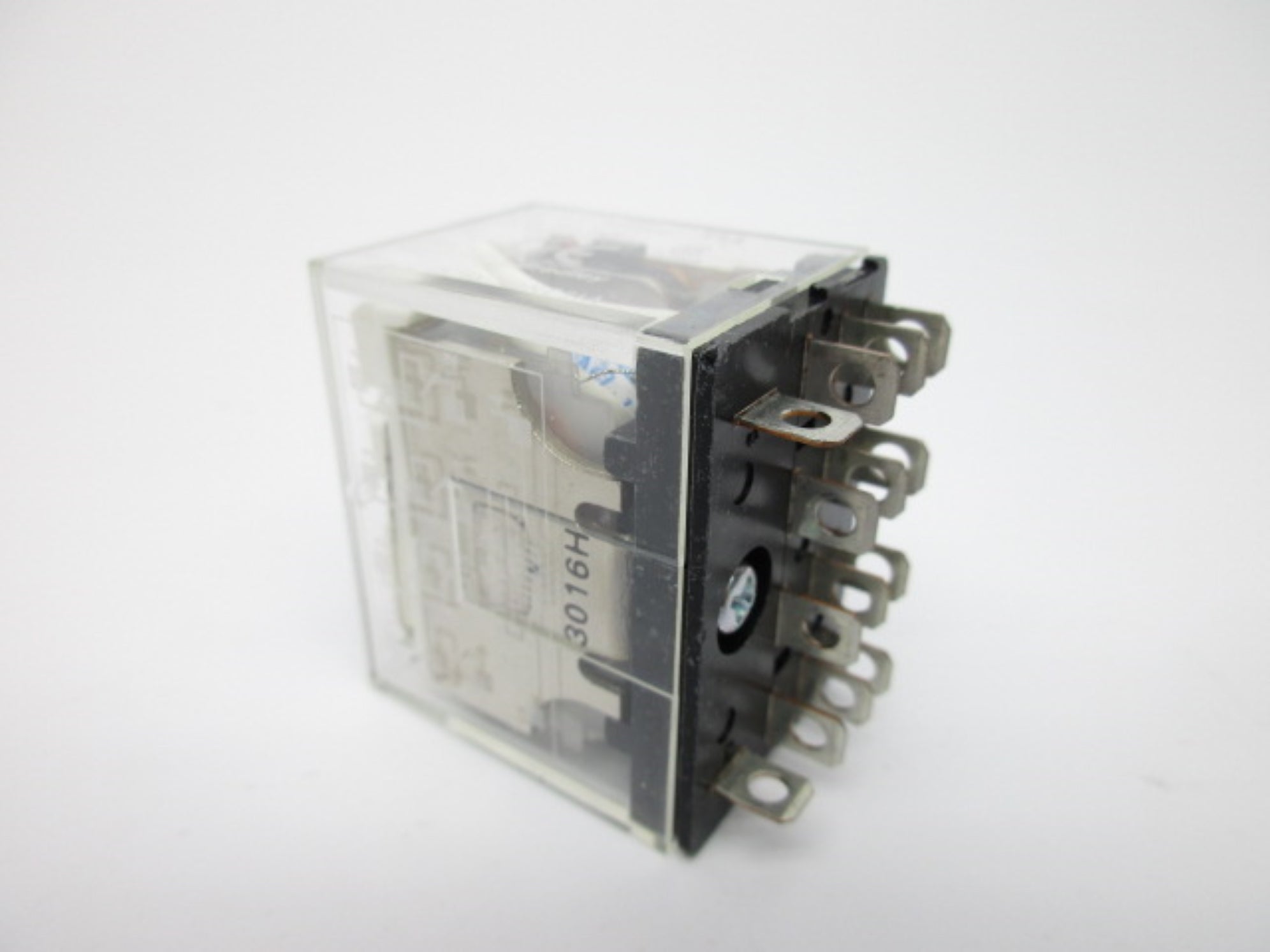 INDUSTRIAL SPARE PART 700-HF34A1-4 SER. B 120VAC 10A NSNP