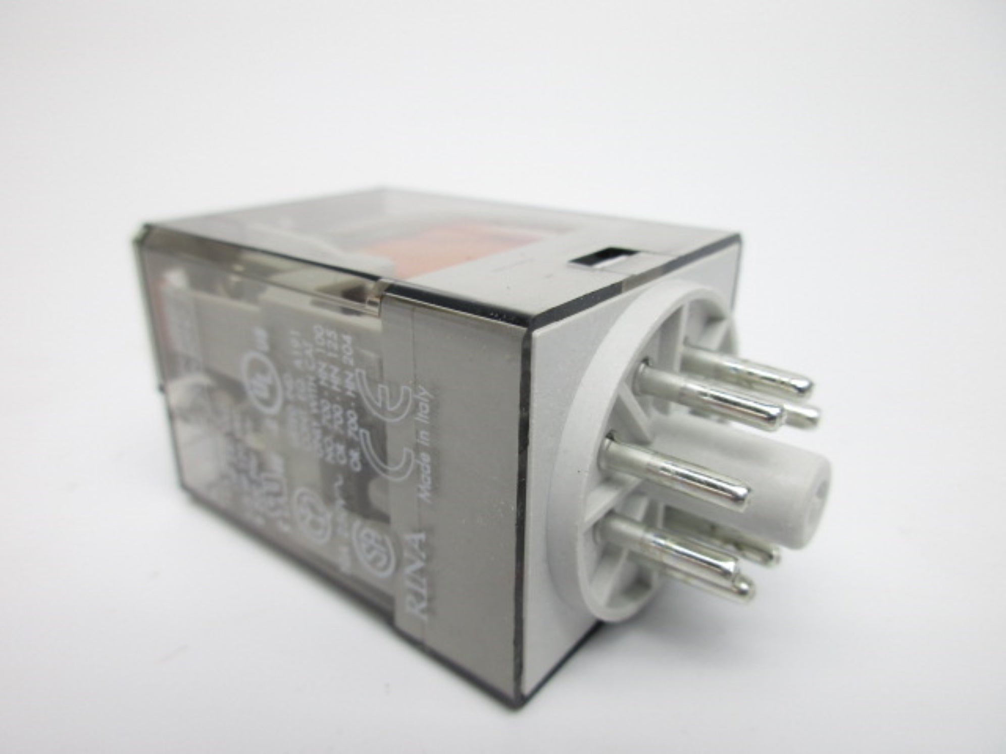 ALLEN BRADLEY 700-HA32A1 SER. D 120VAC 10A (WH) NSMP