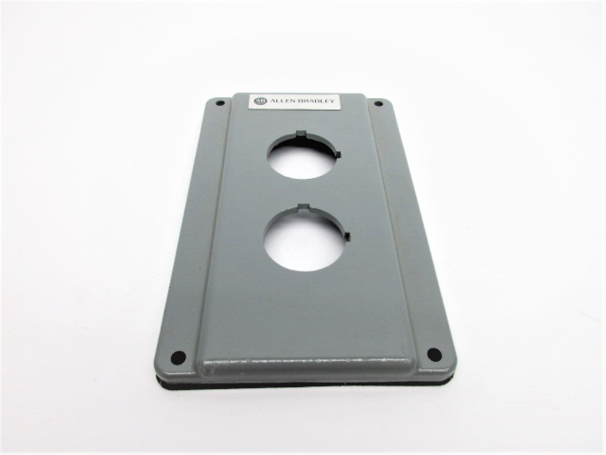INDUSTRIAL SPARE PART 40024-070 (AS PICTURED) NSNP