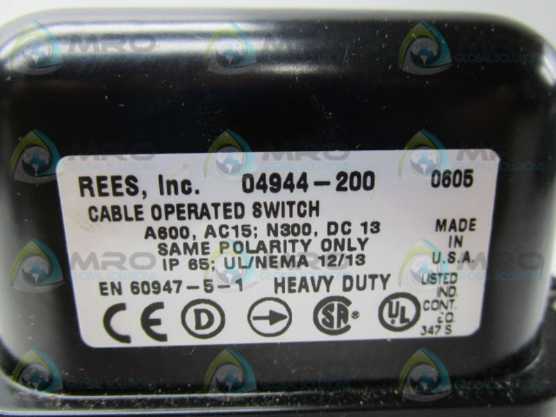 REES 04944-200 * NEW IN BOX *