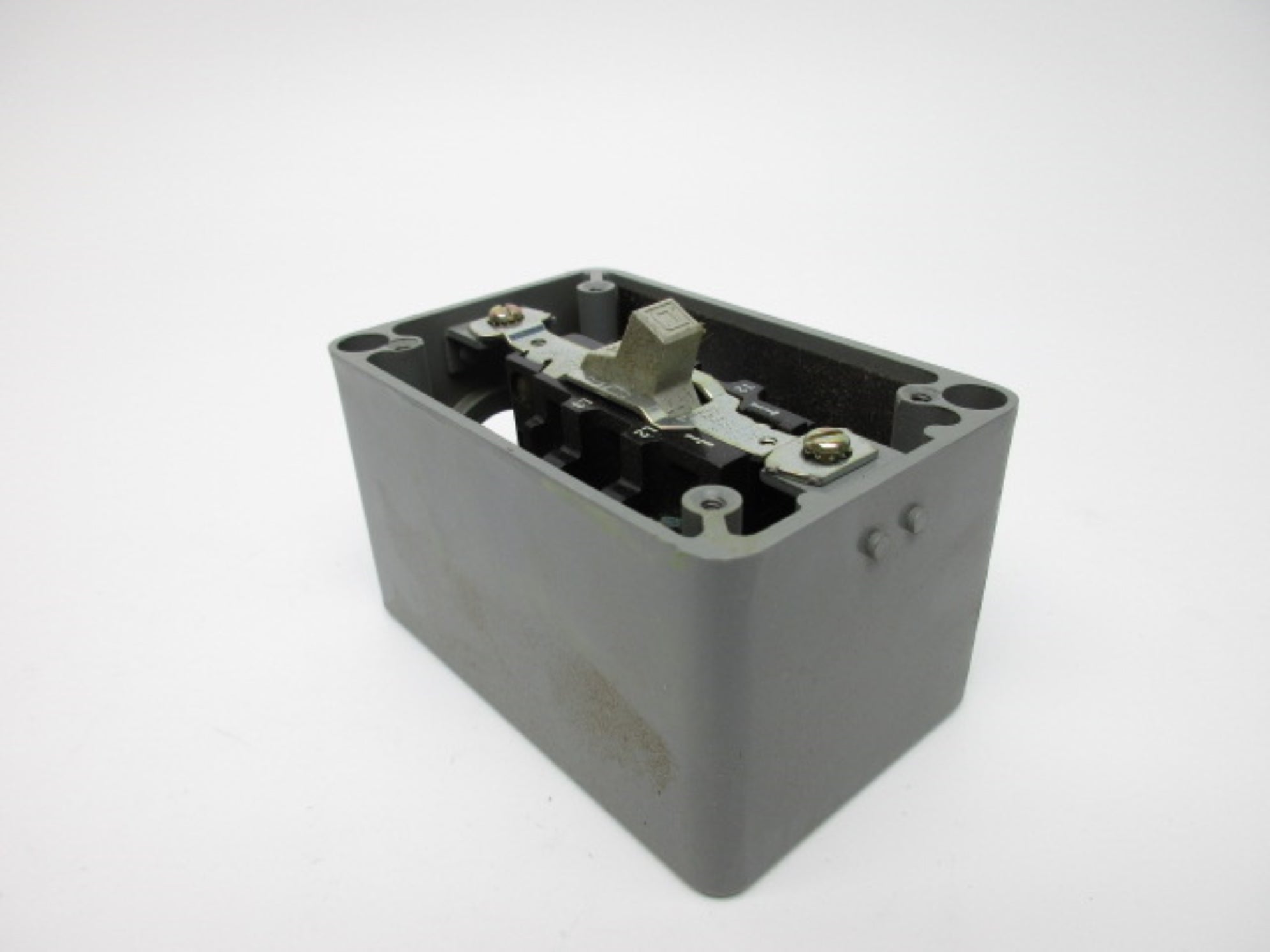 INDUSTRIAL MRO 1362-B34 (AS PICTURED) UNMP