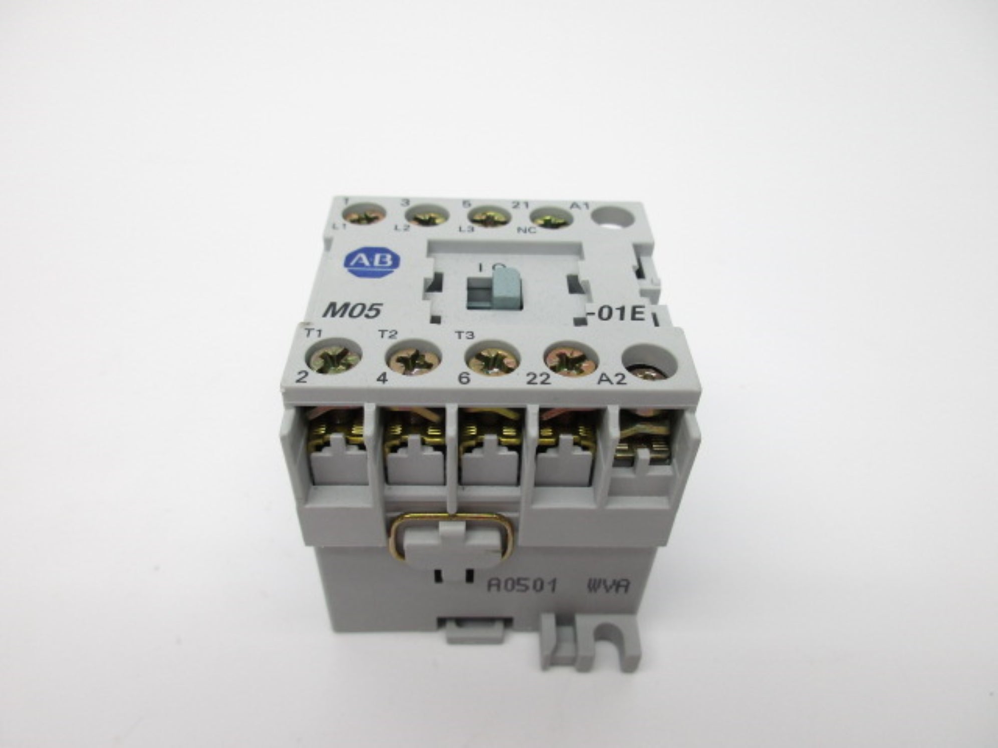 ALLEN BRADLEY 100-M05ND31 SER. A 110/110-120VAC NSNP