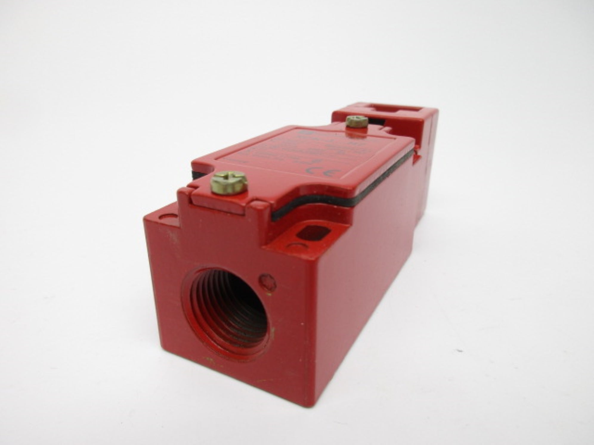 TELEMECANIQUE XCKJ5970H7 500V 3A NSMP