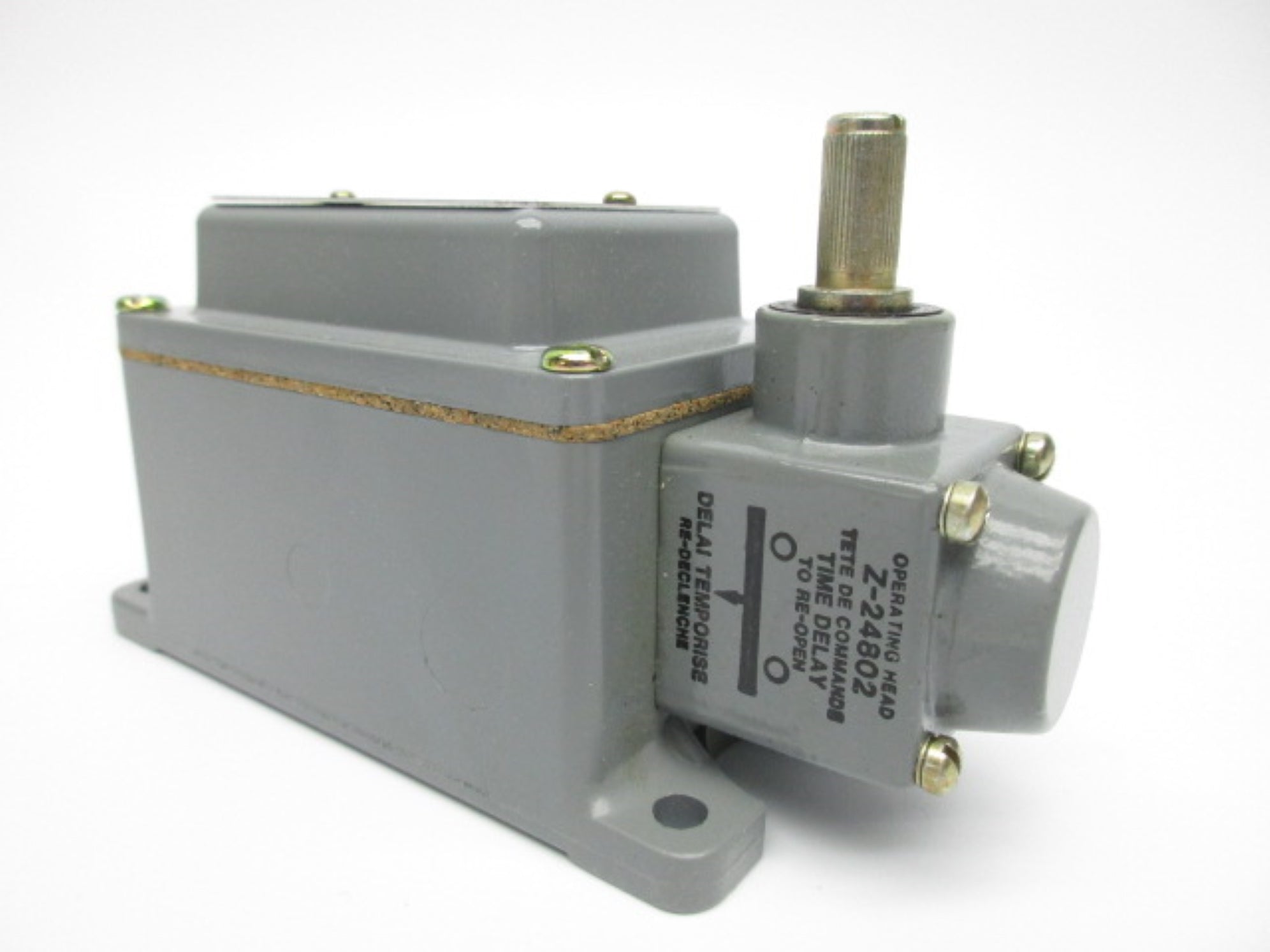 INDUSTRIAL SPARE PART 802T-R7TD SER. 2 120VAC 3A NSNP