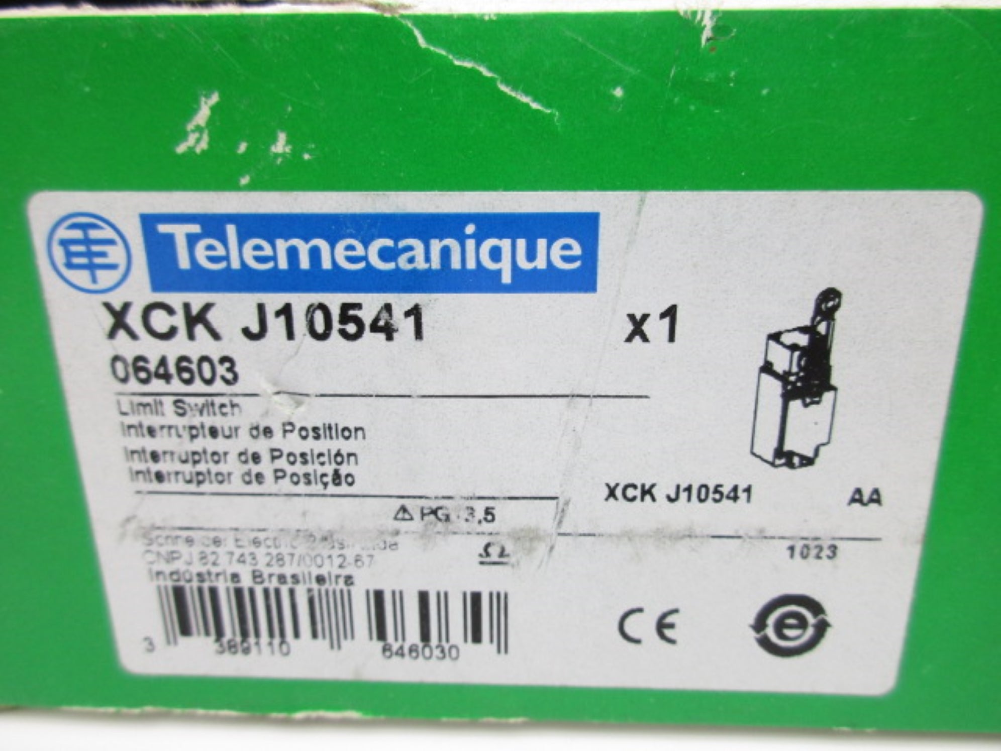TELEMECANIQUE XCKJ10541 NSMP