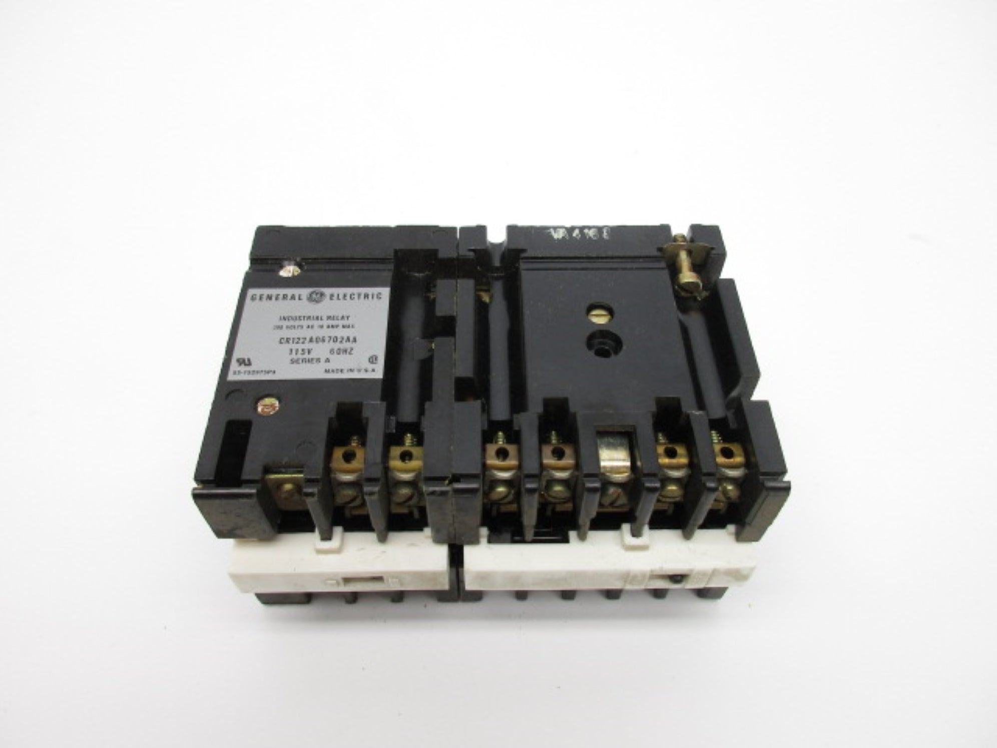 GENERAL ELECTRIC CR122A06702AA SER. A 10A 300V UNMP