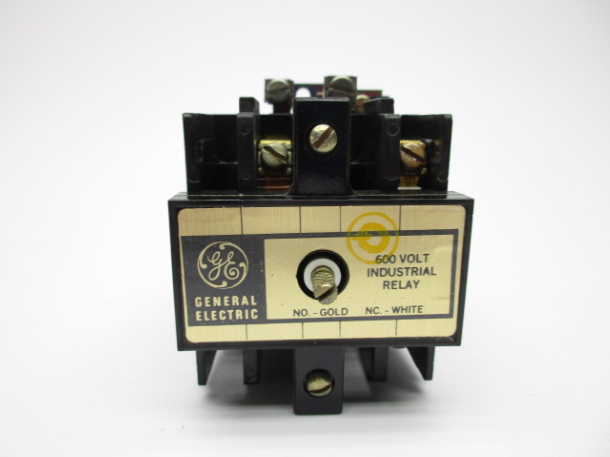 GENERAL ELECTRIC CR120B011**BNUC SER. A 24V NSNP