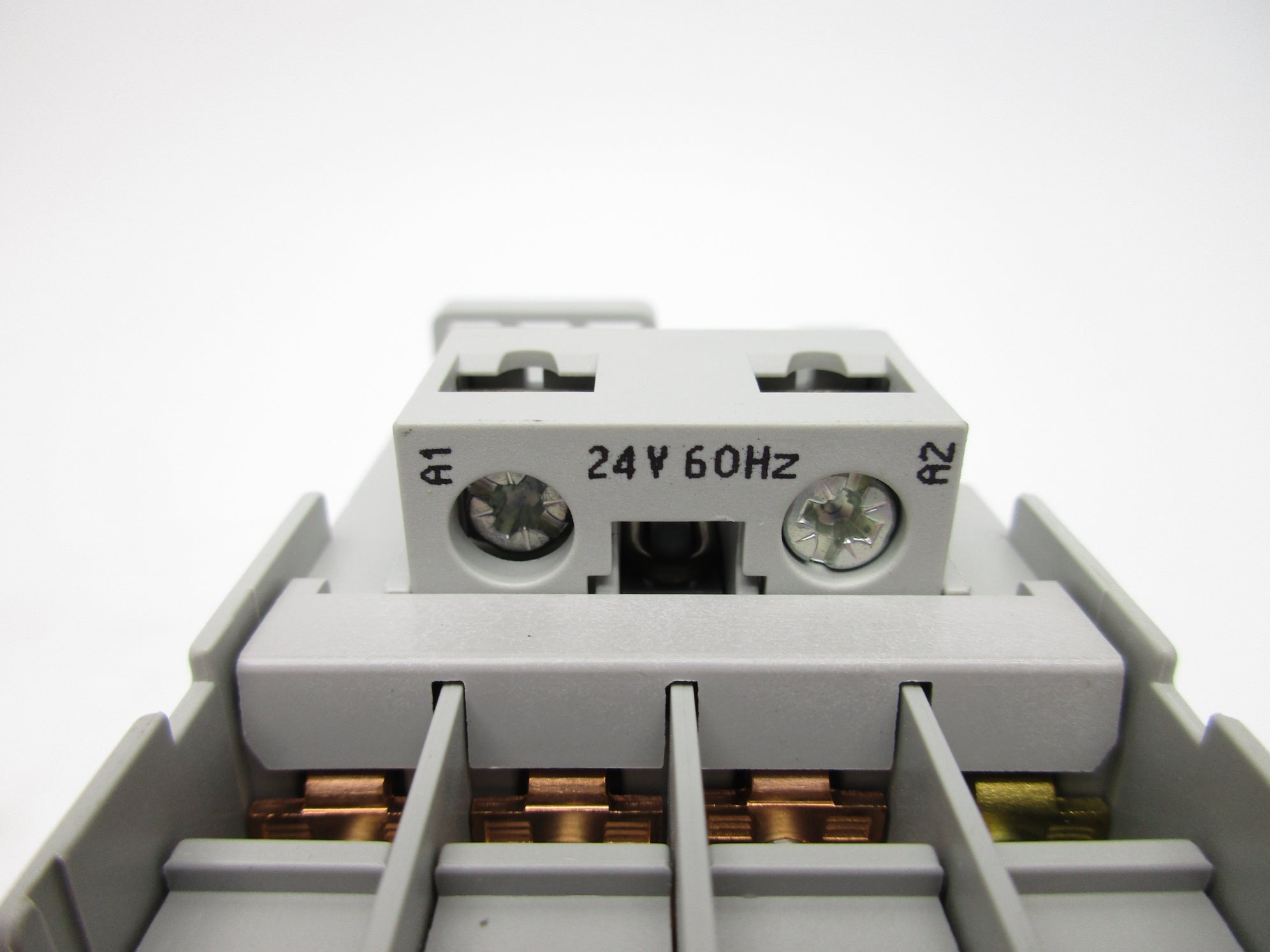 ALLEN BRADLEY 100S-C23J14C SER. C 24V (BR/WH) NSMP