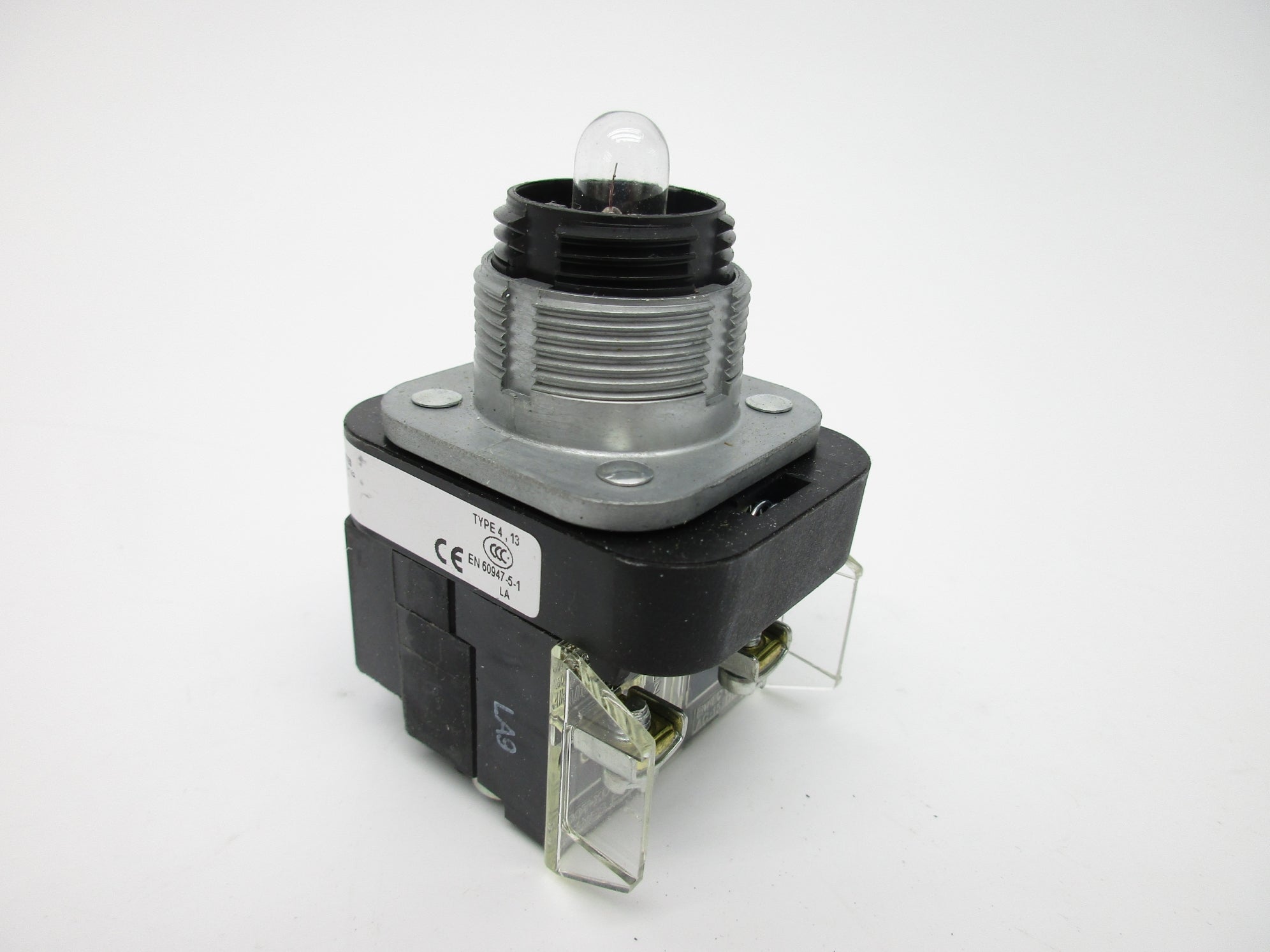 INDUSTRIAL SPARE PART 800T-FXP16RD4 SER. T (WH) (AS PICTURED) NSMP