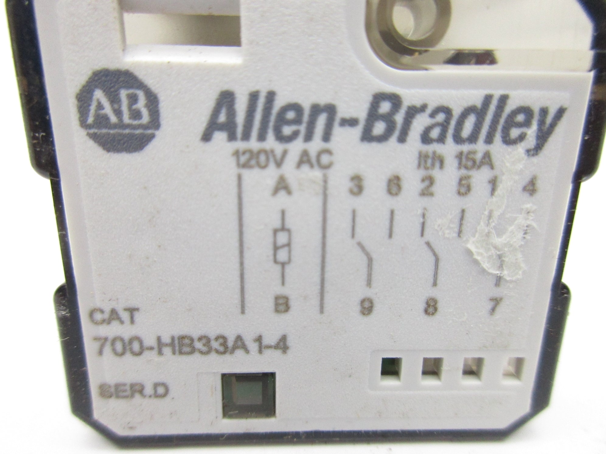 ALLEN BRADLEY 700-HB33A1-4 SER. D 120VAC 15A UNMP