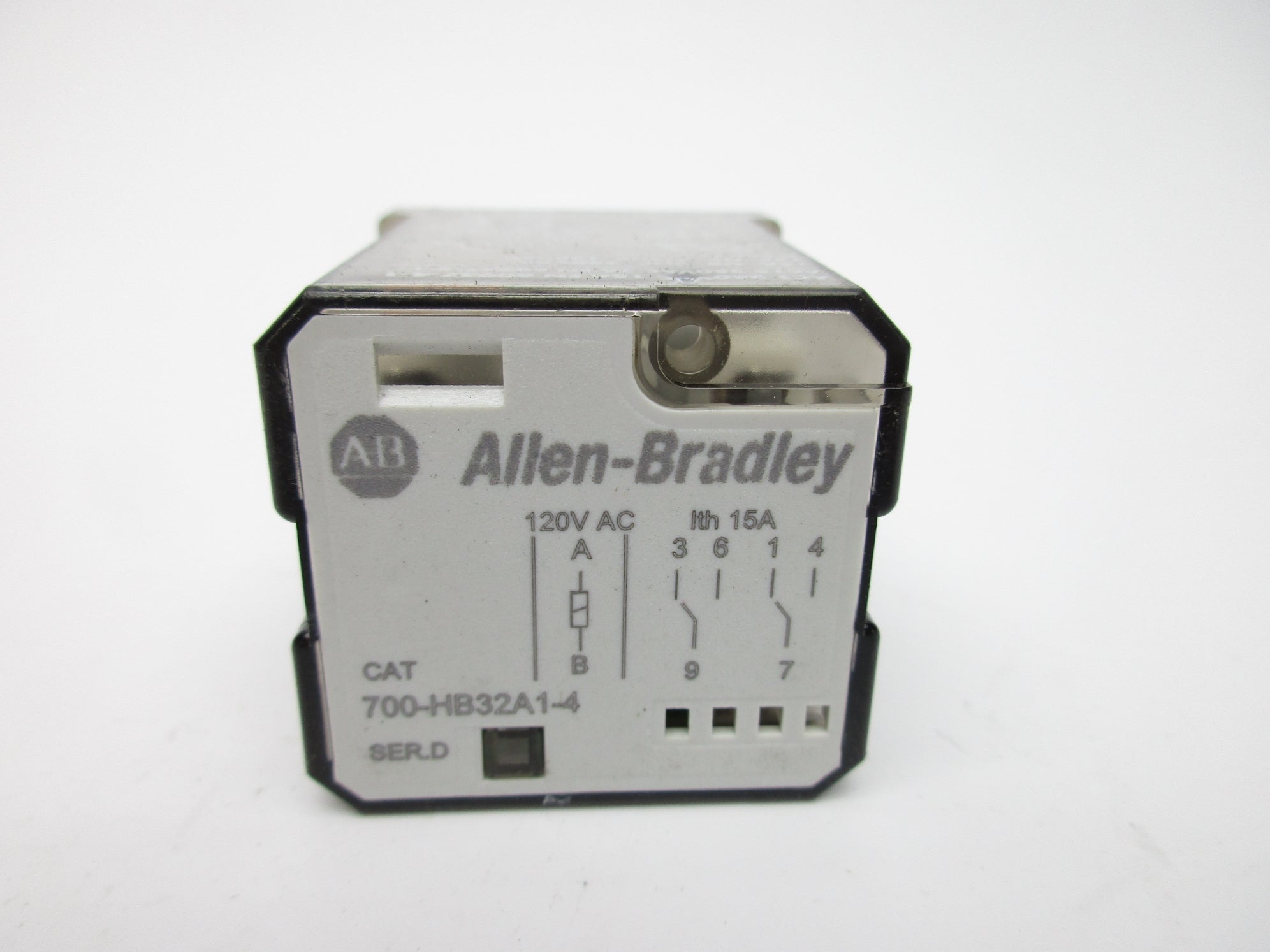 INDUSTRIAL SPARE PART 700-HB32A1-4 SER. D 15A 120VAC NSNP