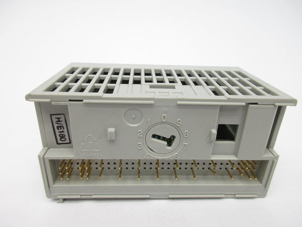 ALLEN BRADLEY 1794-OB16P SER. A 10-31.2VDC UNMP
