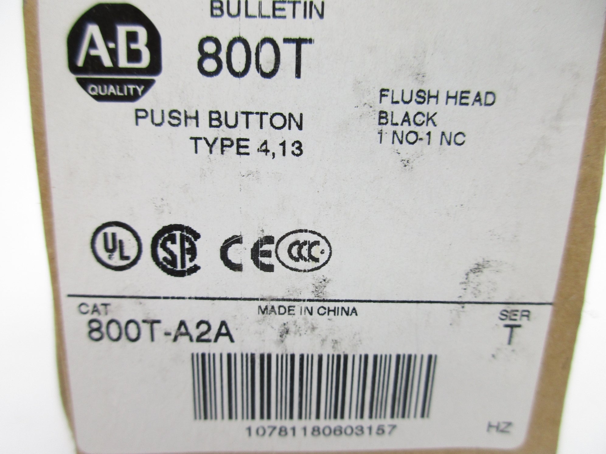 ALLEN BRADLEY 800T-A2A SER. T (BR/WH) NSMP