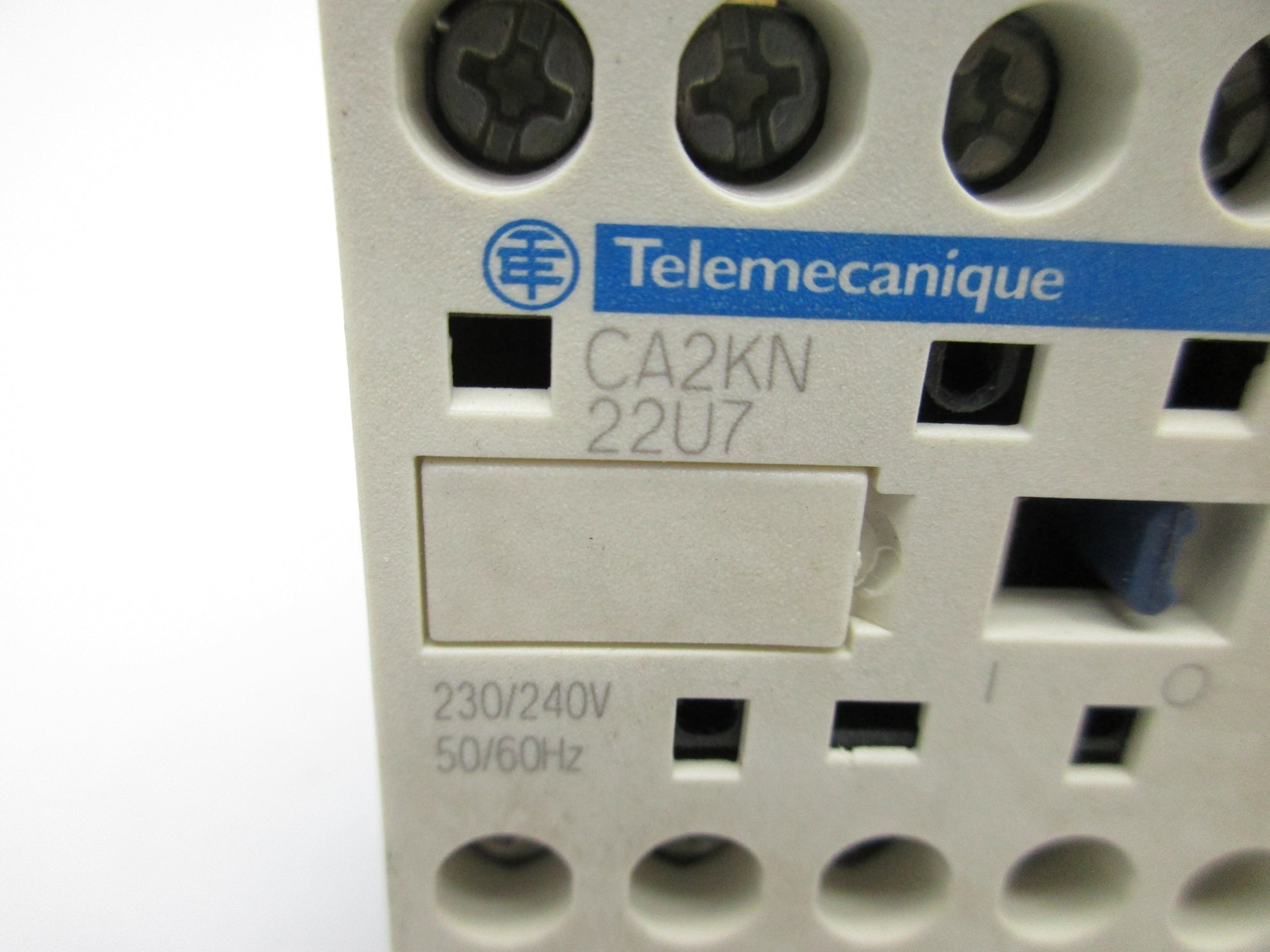 TELEMECANIQUE CA2KN22U7 10A 230/240V NSNP