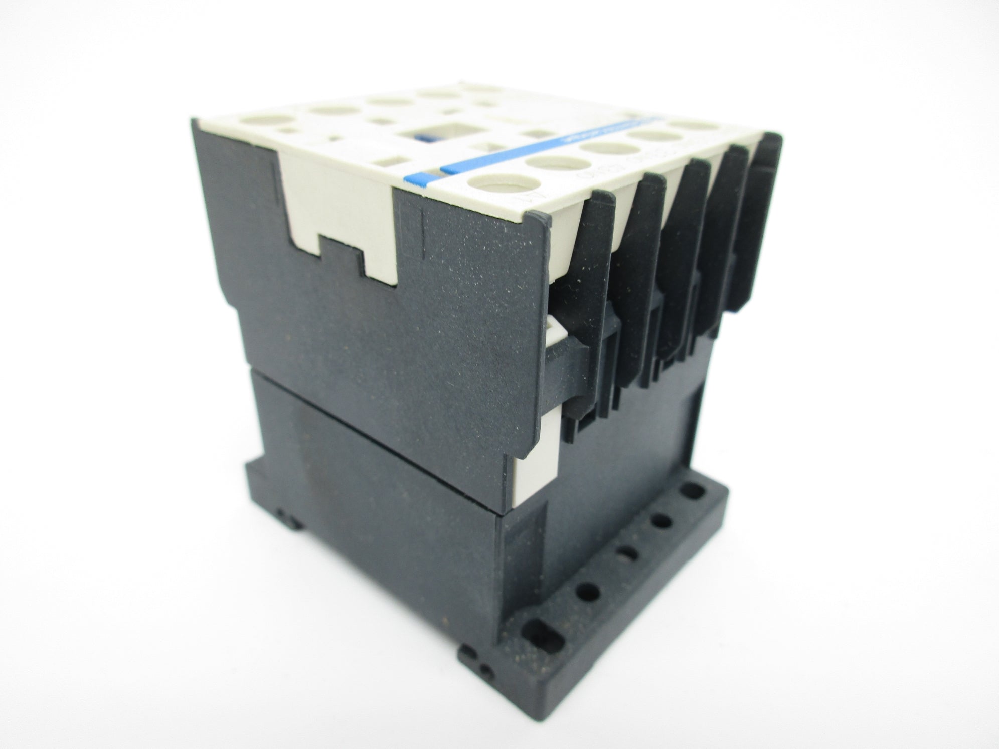 TELEMECANIQUE CA2KN40U7 10A 230/240V NSNP