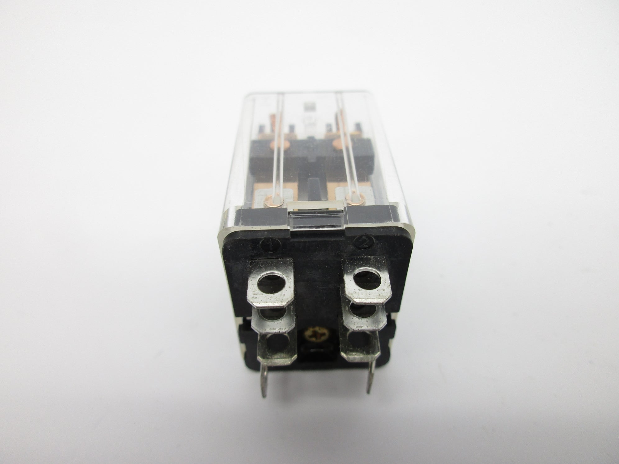 ALLEN BRADLEY 700-HF32A06 SER. A 10A 120VAC (BK/YL) NSMP