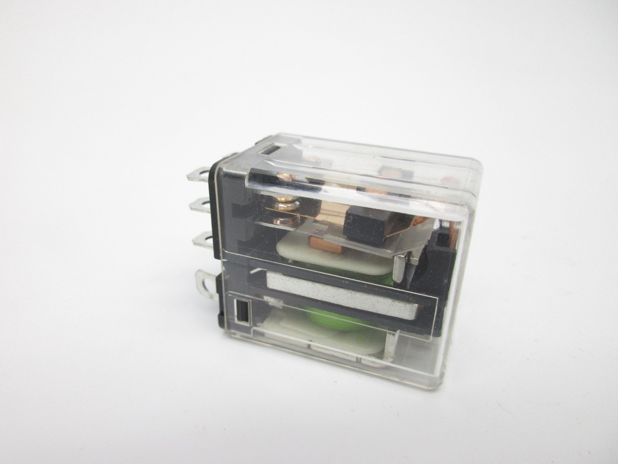 ALLEN BRADLEY 700-HF32A06 SER. A 10A 120VAC (BK/YL) NSMP