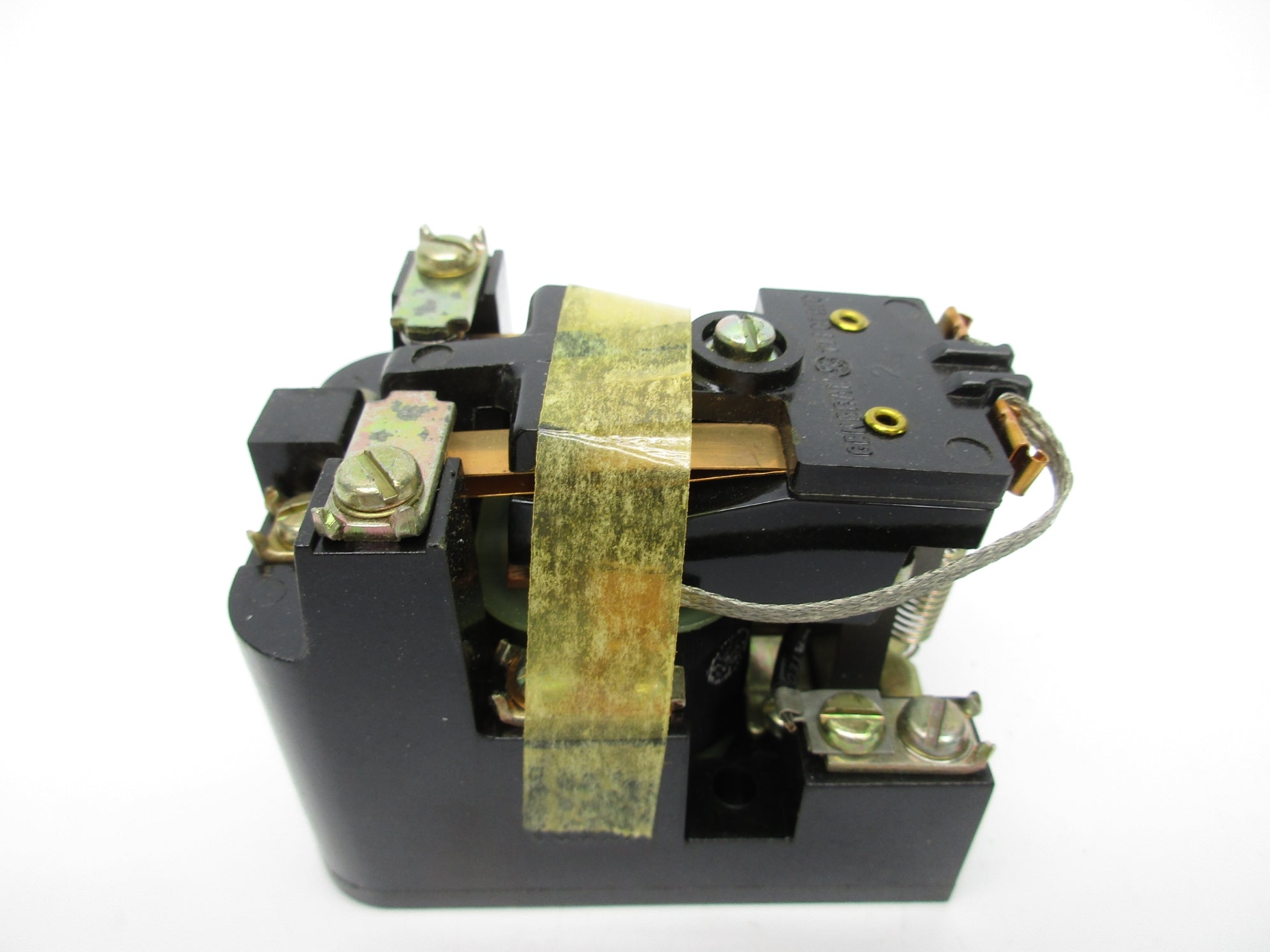 GENERAL ELECTRIC CR2790E100A8 10A 24V NSMP