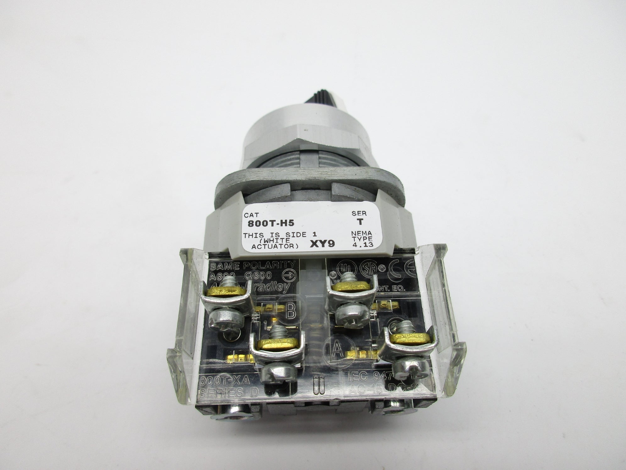 ALLEN BRADLEY 800T-H5 SER. T NSNP