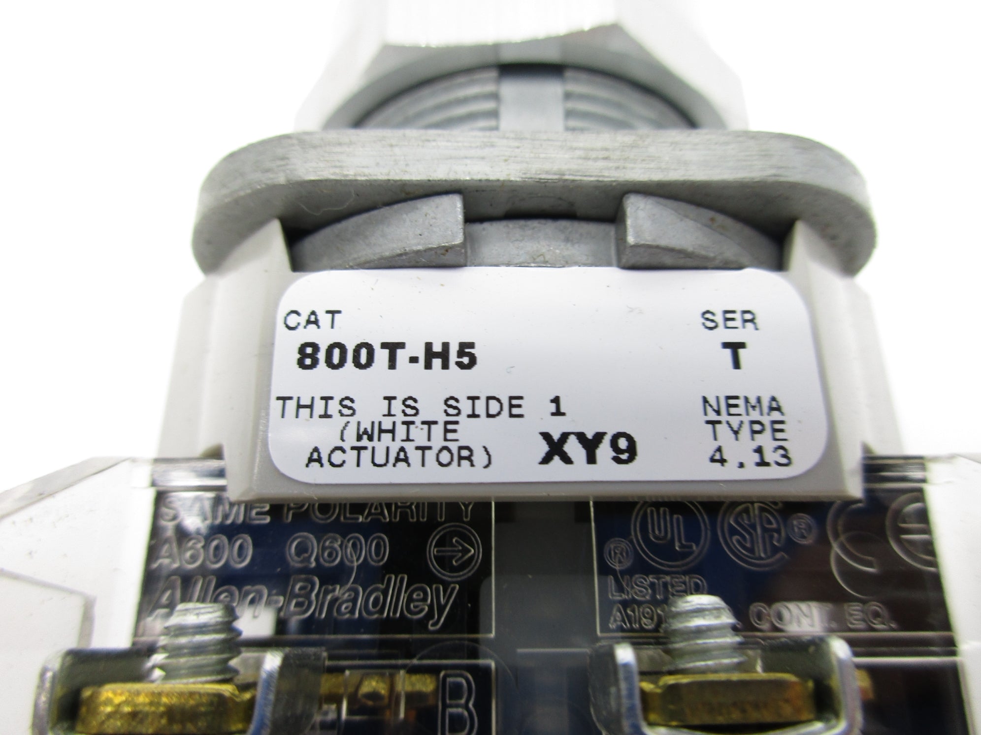 ALLEN BRADLEY 800T-H5 SER. T NSNP