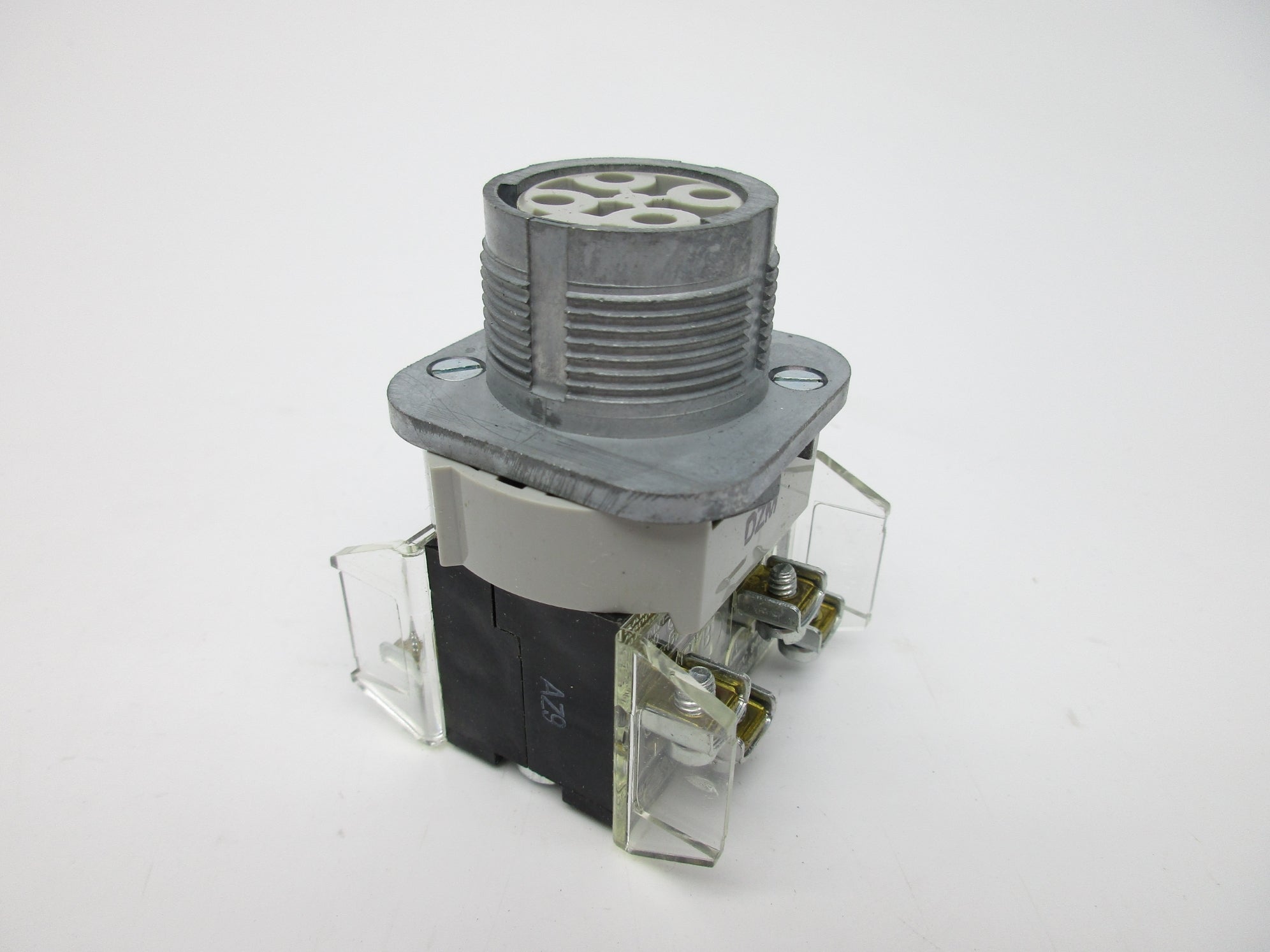 ALLEN BRADLEY 800T-J4KU7B SER. T (WH) NSMP