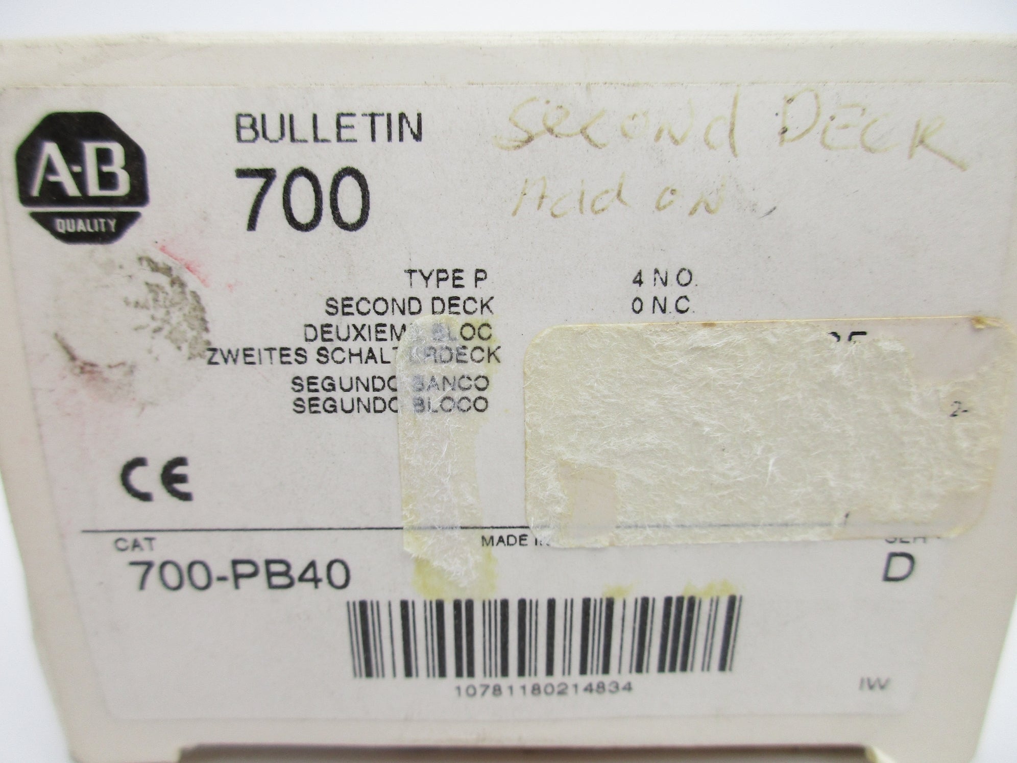 ALLEN BRADLEY 700-PB40 SER. B (WH) NSMP