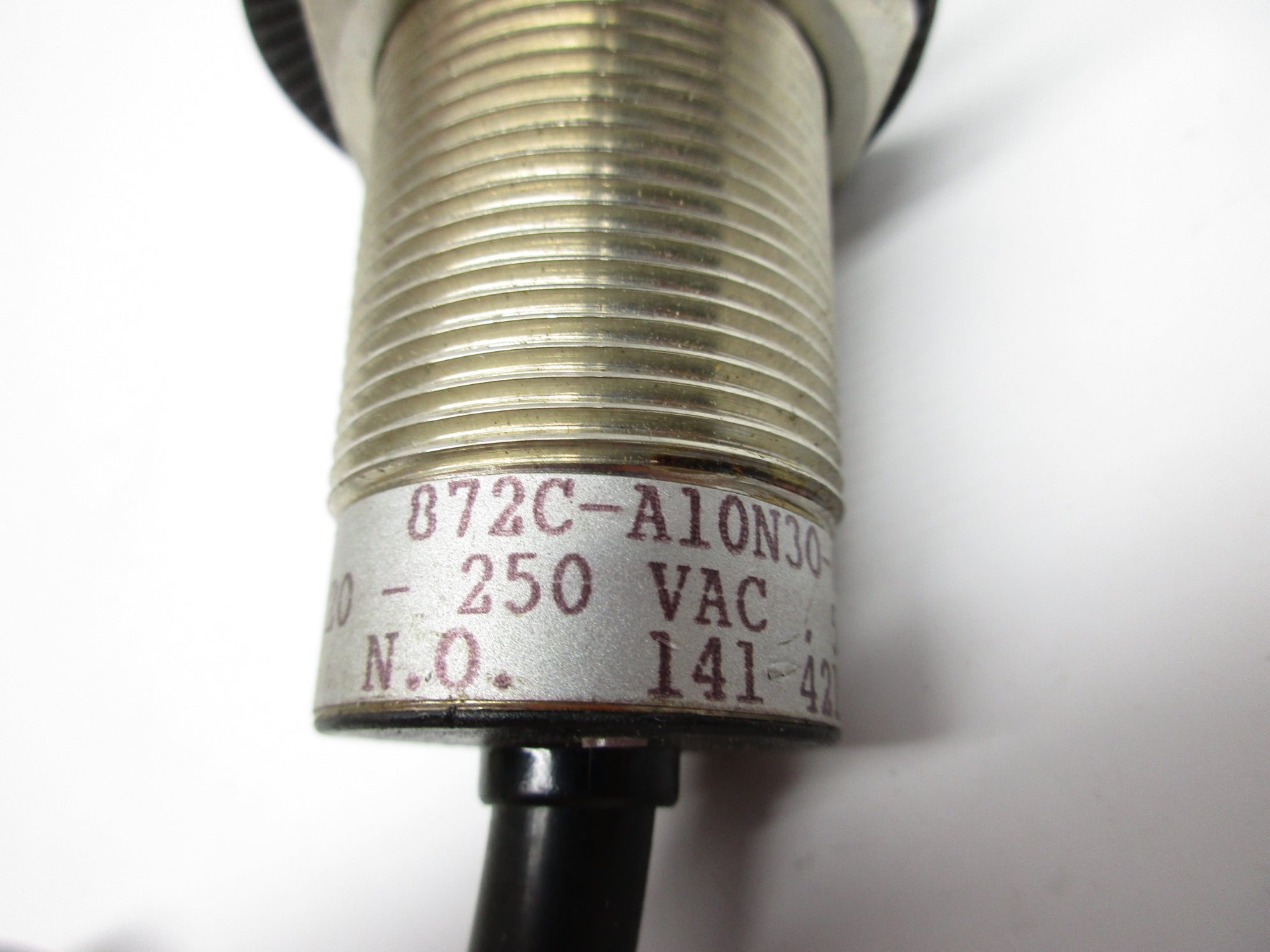 ALLEN BRADLEY 872C-A10N30-A2 SER. A UNMP