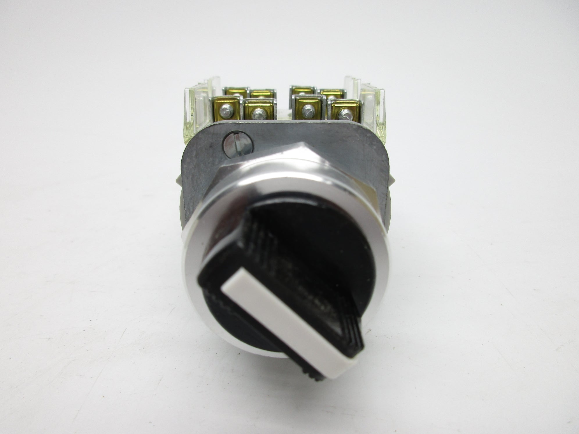 ALLEN BRADLEY 800T-H2C SER. T (WH) NSMP