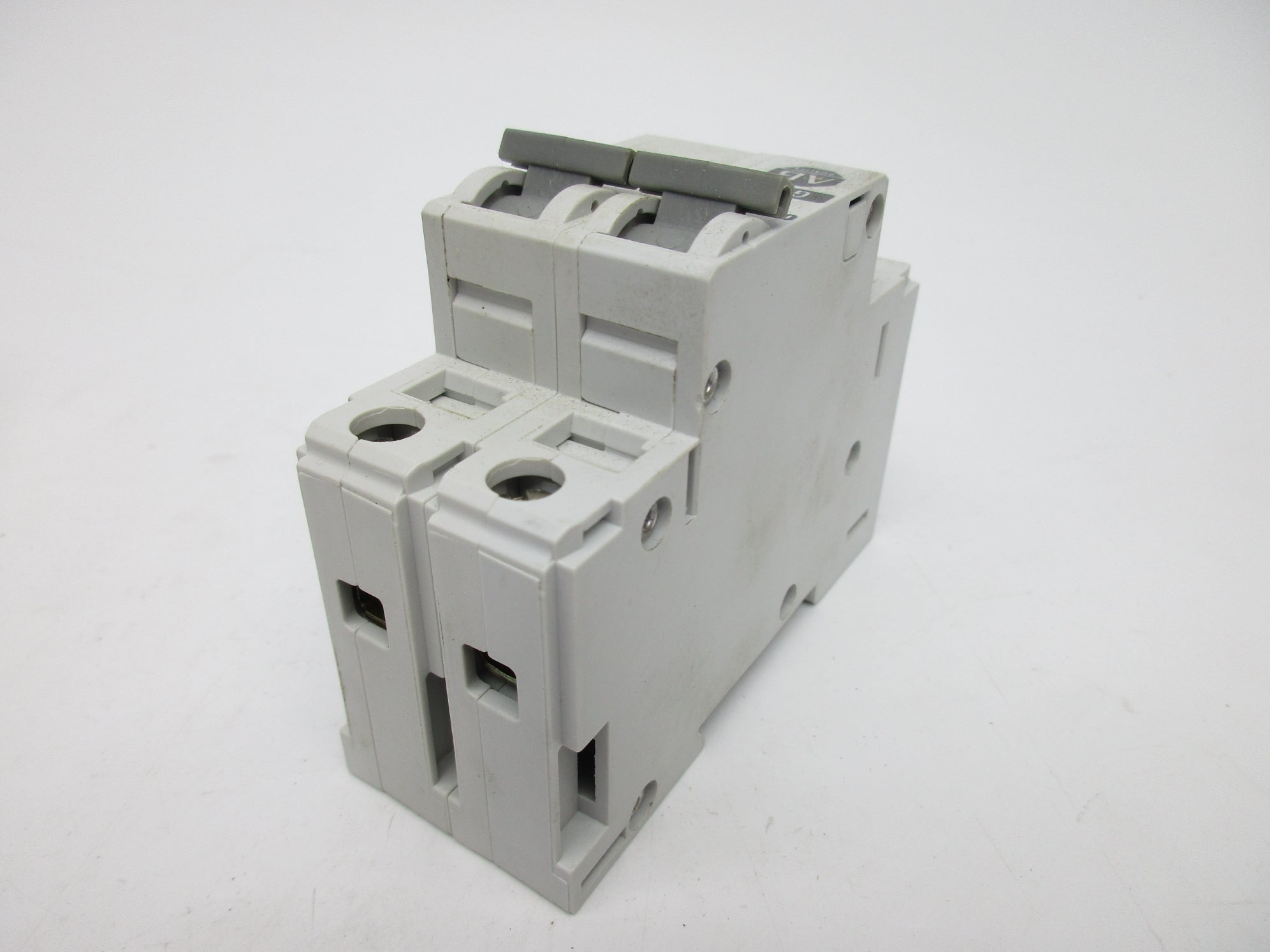 ALLEN BRADLEY 1492-CB2G100 SER. B 480VAC 10A NSMP