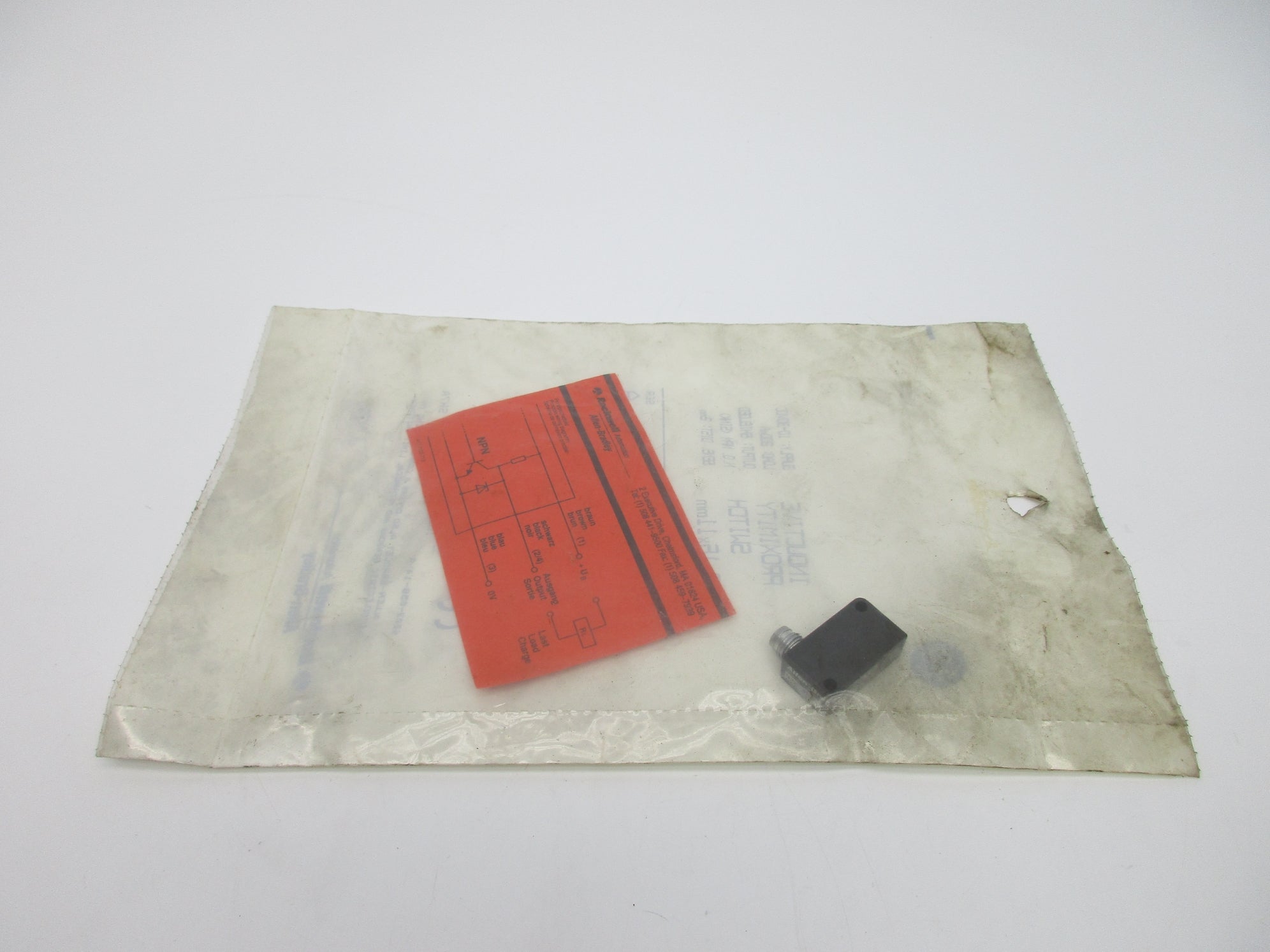 INDUSTRIAL SPARE PART 871FM-D2NN11-P3 SER. A NSMP