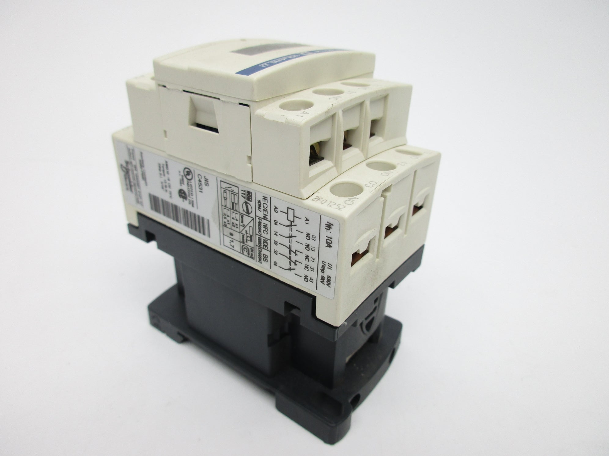 TELEMECANIQUE CAD32B7 10A 24V NSNP