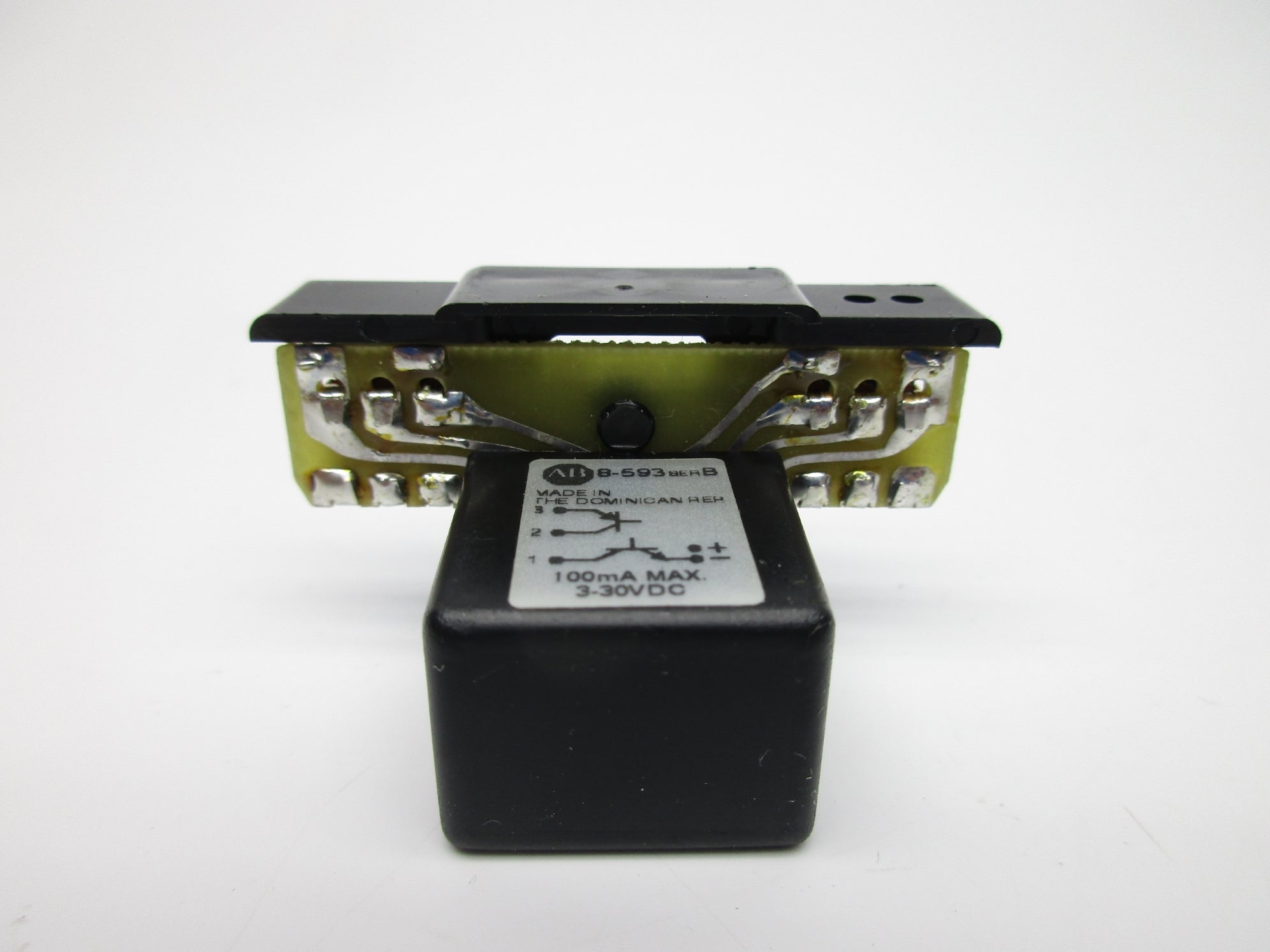 ALLEN BRADLEY 8-593 SER. B 30V (WH) NSMP