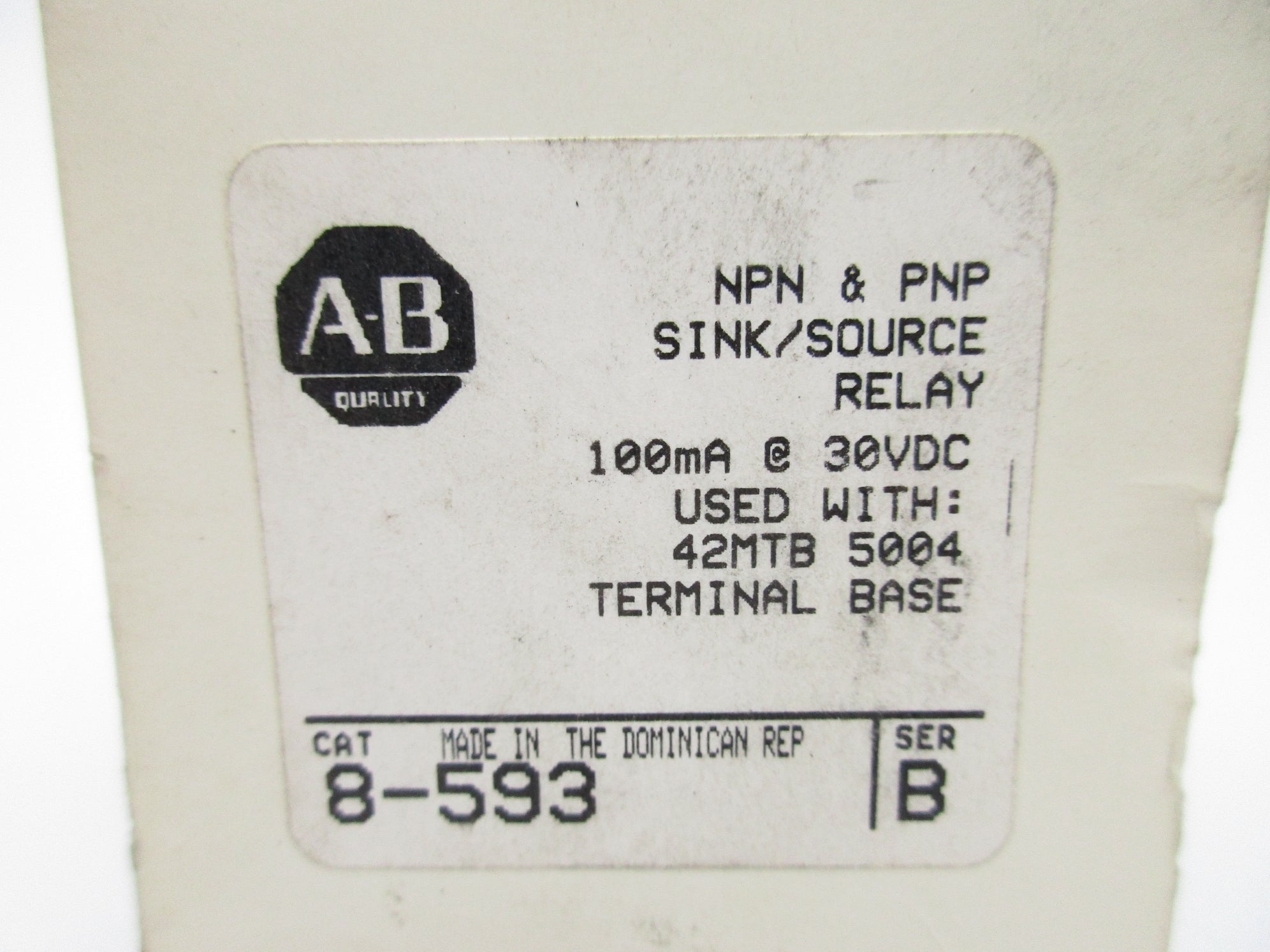 ALLEN BRADLEY 8-593 SER. B 30V (WH) NSMP