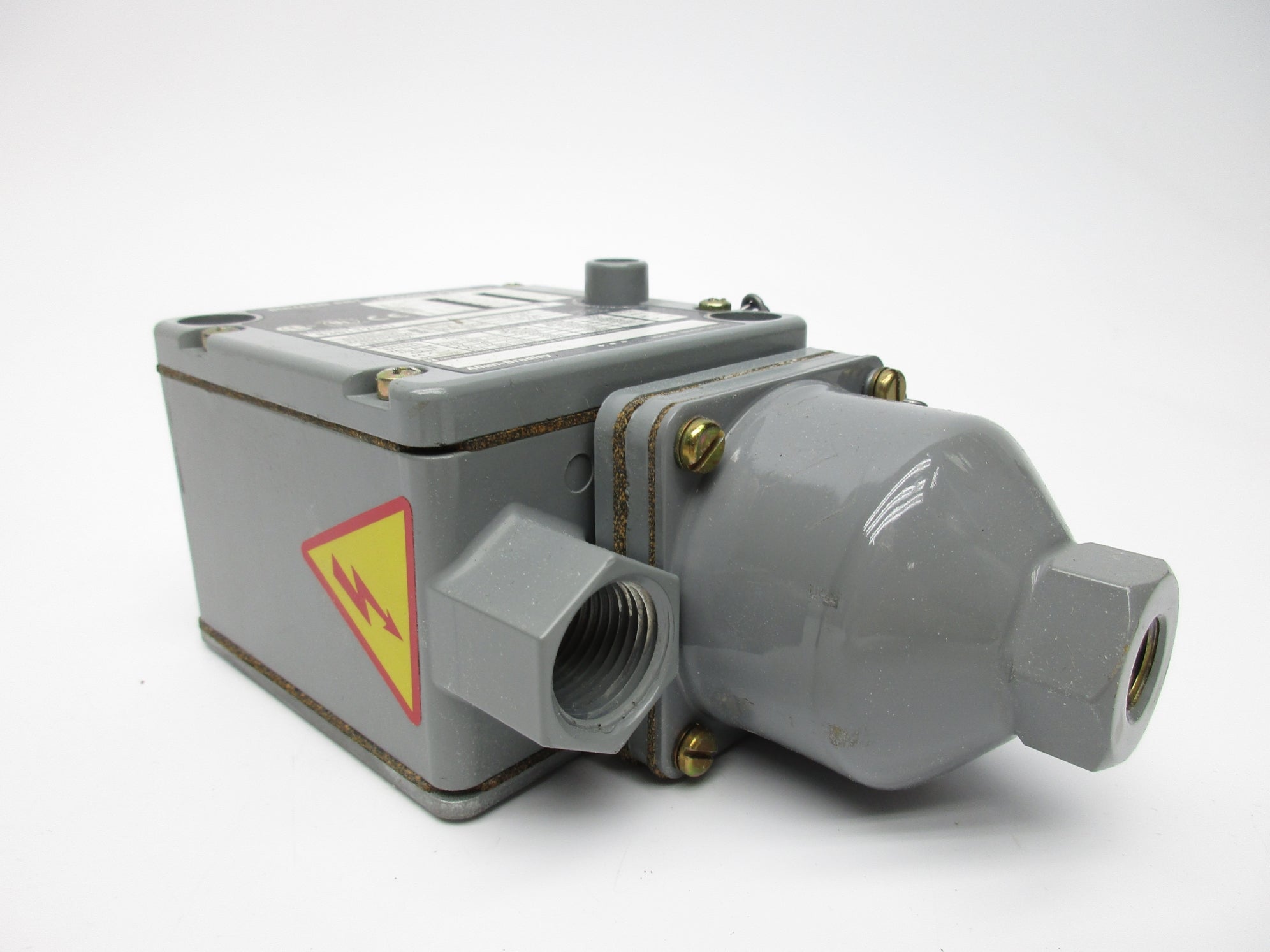 ALLEN BRADLEY 836T-T251J SER. B (BR/WH) NSMP