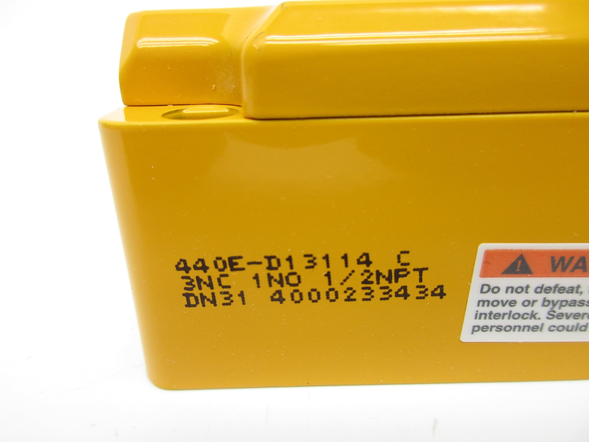 ALLEN BRADLEY 440E-D13114 SER. C (WH) NSMP
