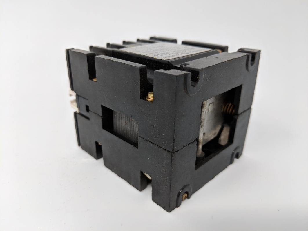 GENERAL ELECTRIC CR120A26344 SER. A 10A 12V (AS PICTURED) UNMP